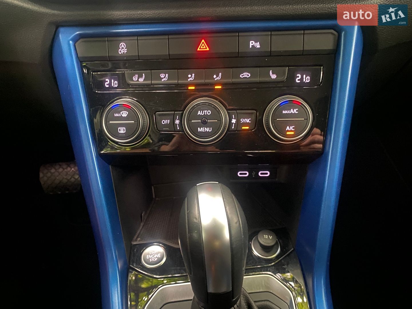 Volkswagen T-Roc 2021 VIN WVGZZZA1ZMV118727 фото оголошення 16 з 23