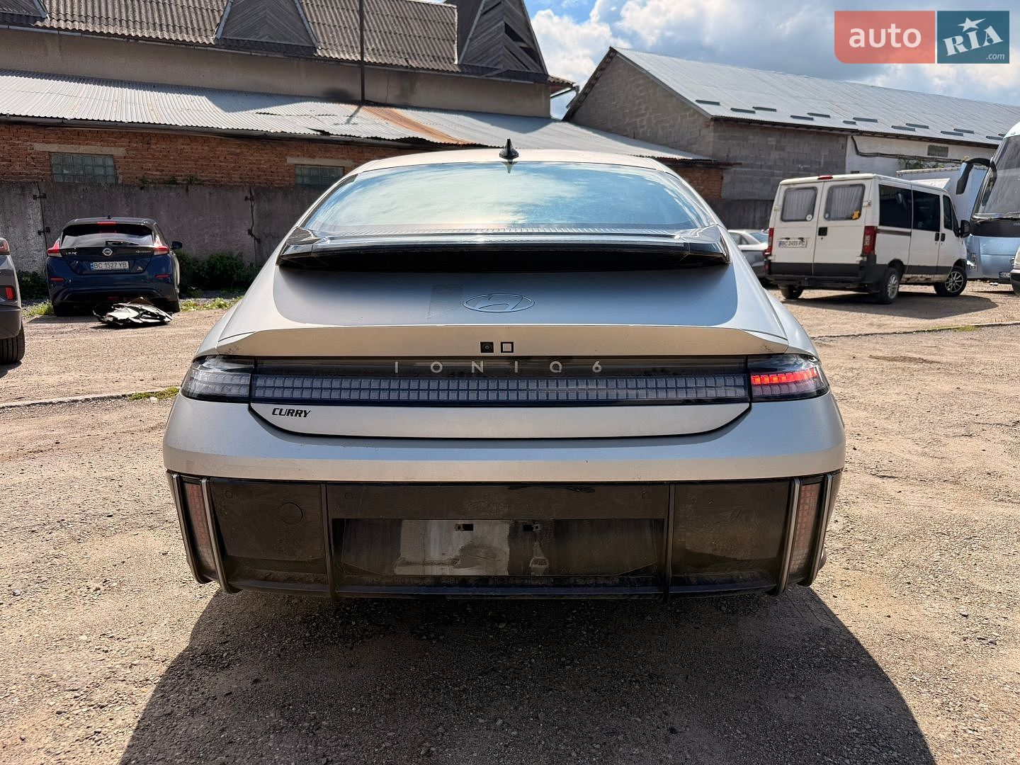 Hyundai Ioniq 6 2023 VIN KMHM54AC0RA054663 фото оголошення 3 з 35