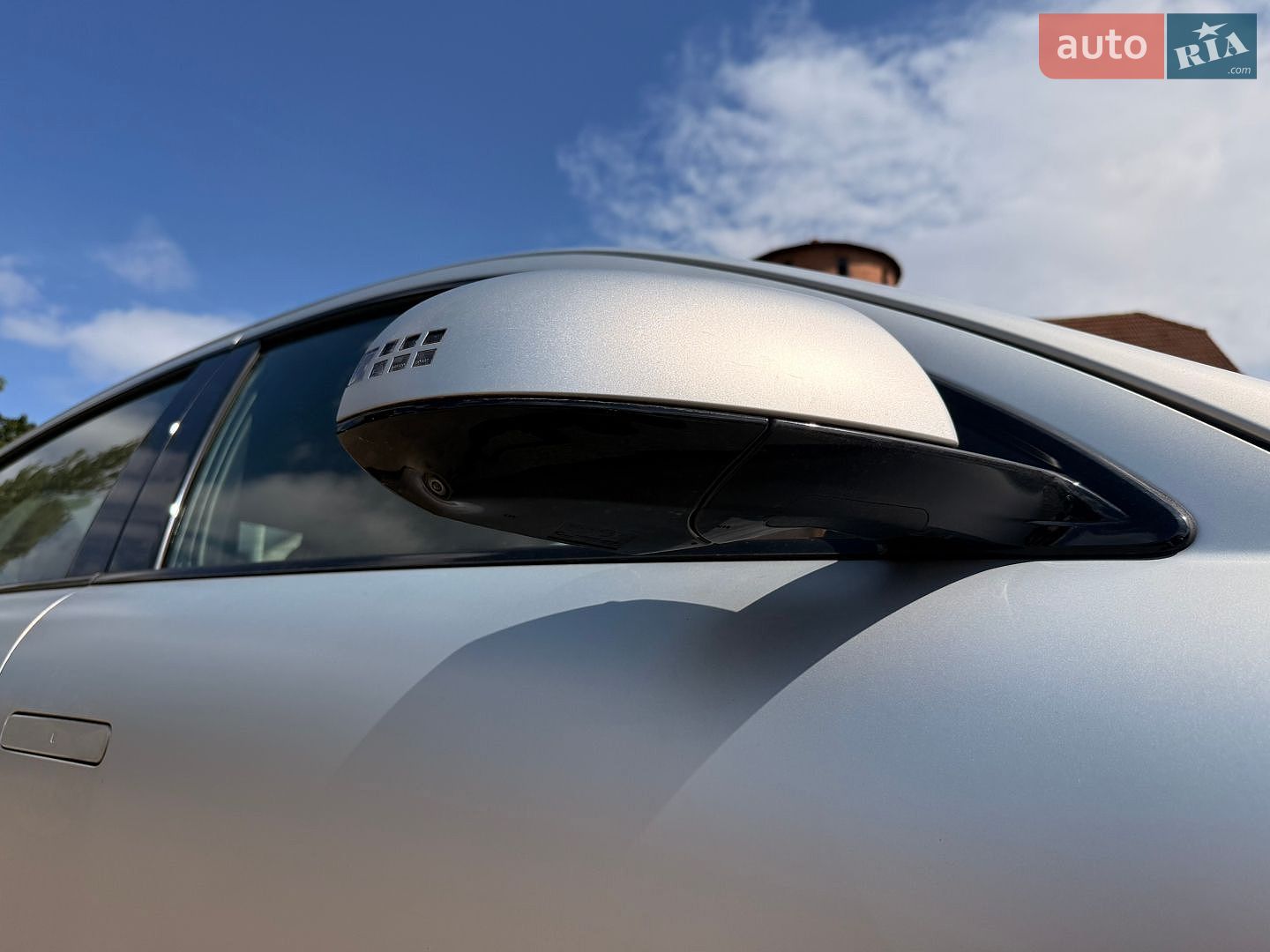 Hyundai Ioniq 6 2023 VIN KMHM54AC0RA054663 фото оголошення 7 з 35