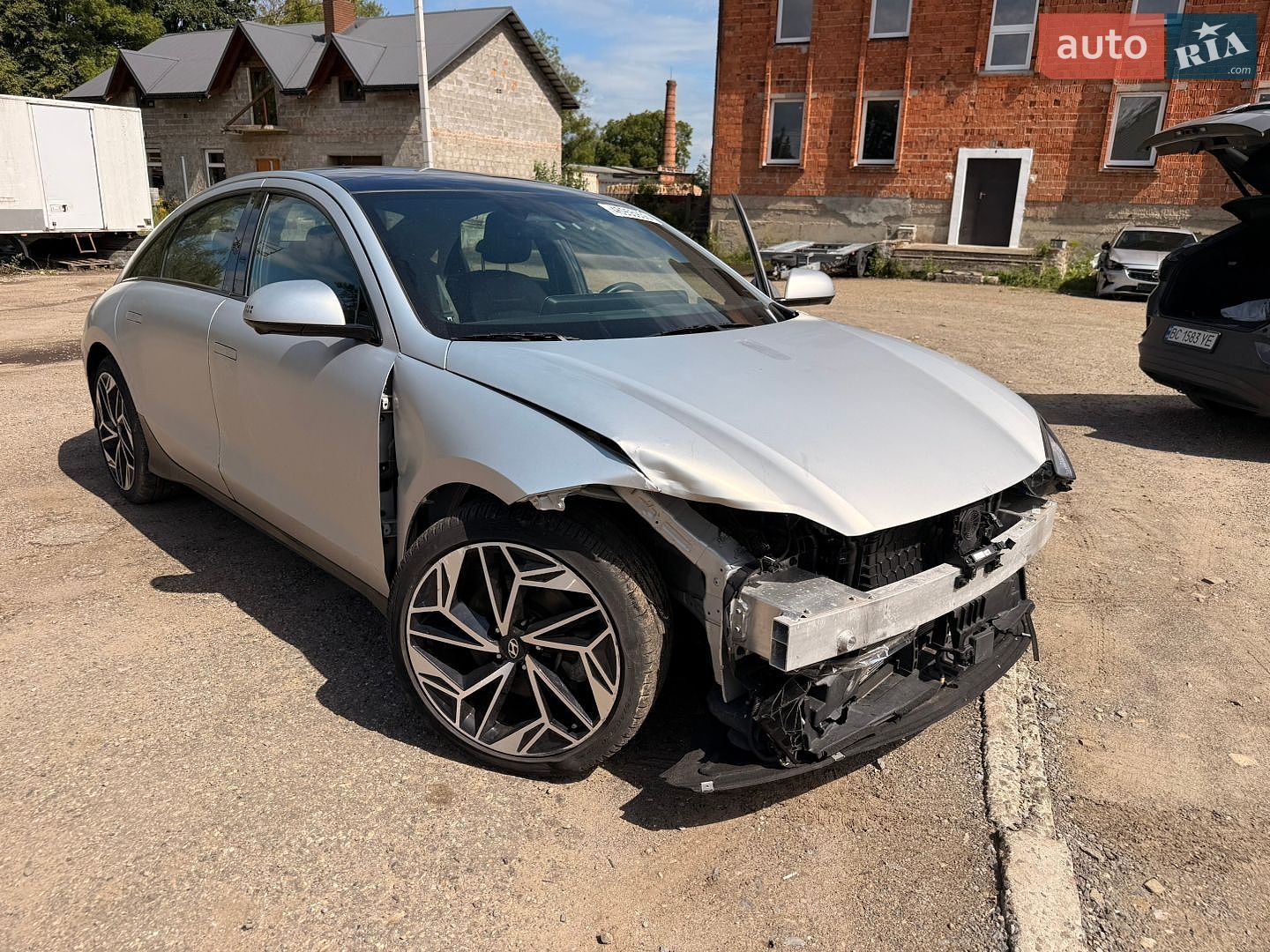Hyundai Ioniq 6 2023 VIN KMHM54AC0RA054663 фото оголошення 10 з 35