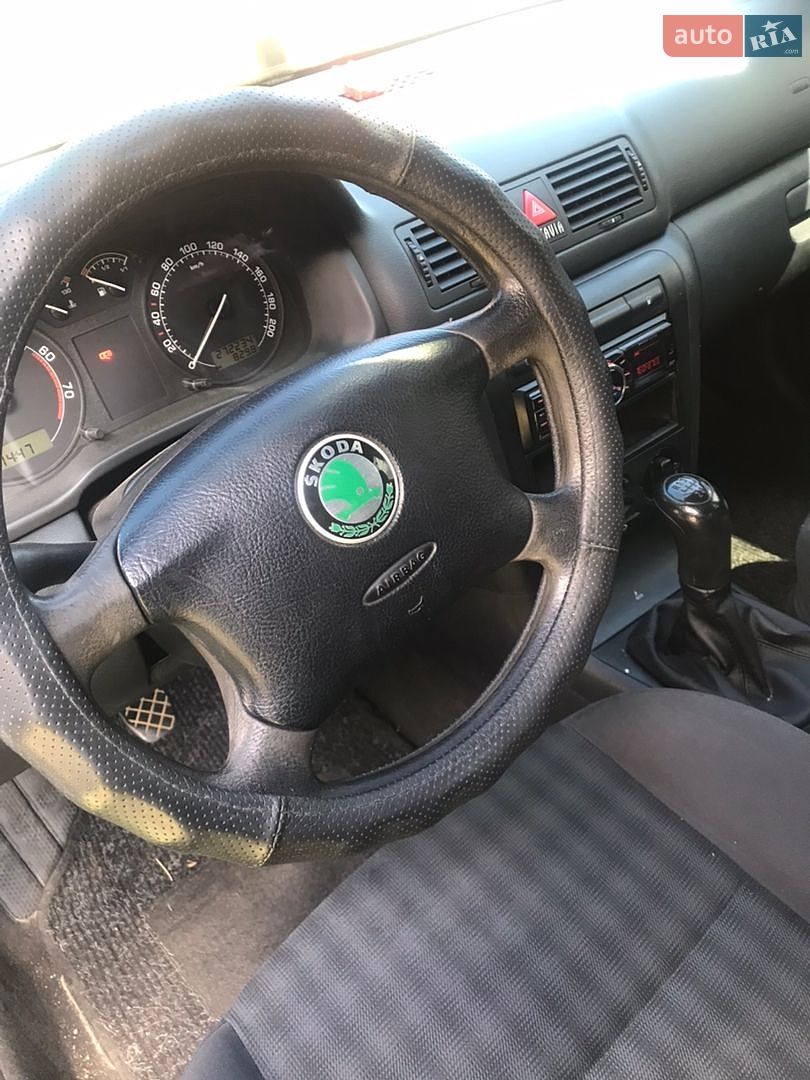 Skoda Octavia 2004 VIN TMBDC21U058790818 фото оголошення 4 з 10