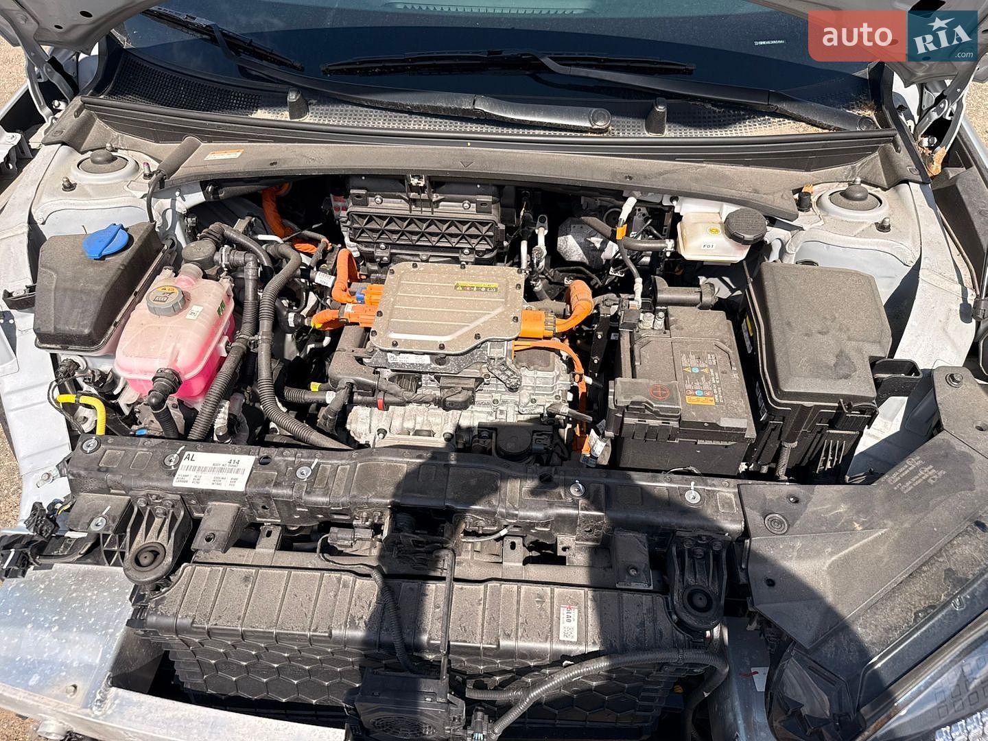 Hyundai Ioniq 6 2023 VIN KMHM54AC0RA054663 фото оголошення 35 з 35
