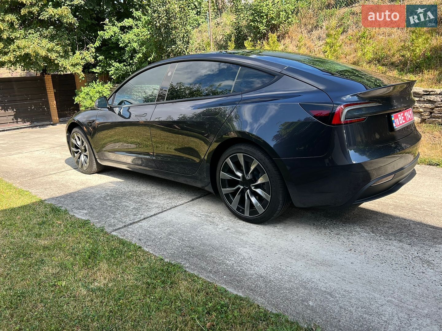 Tesla Model 3 2024 VIN 5YJ3E1EA4RF871875 фото оголошення 6 з 16