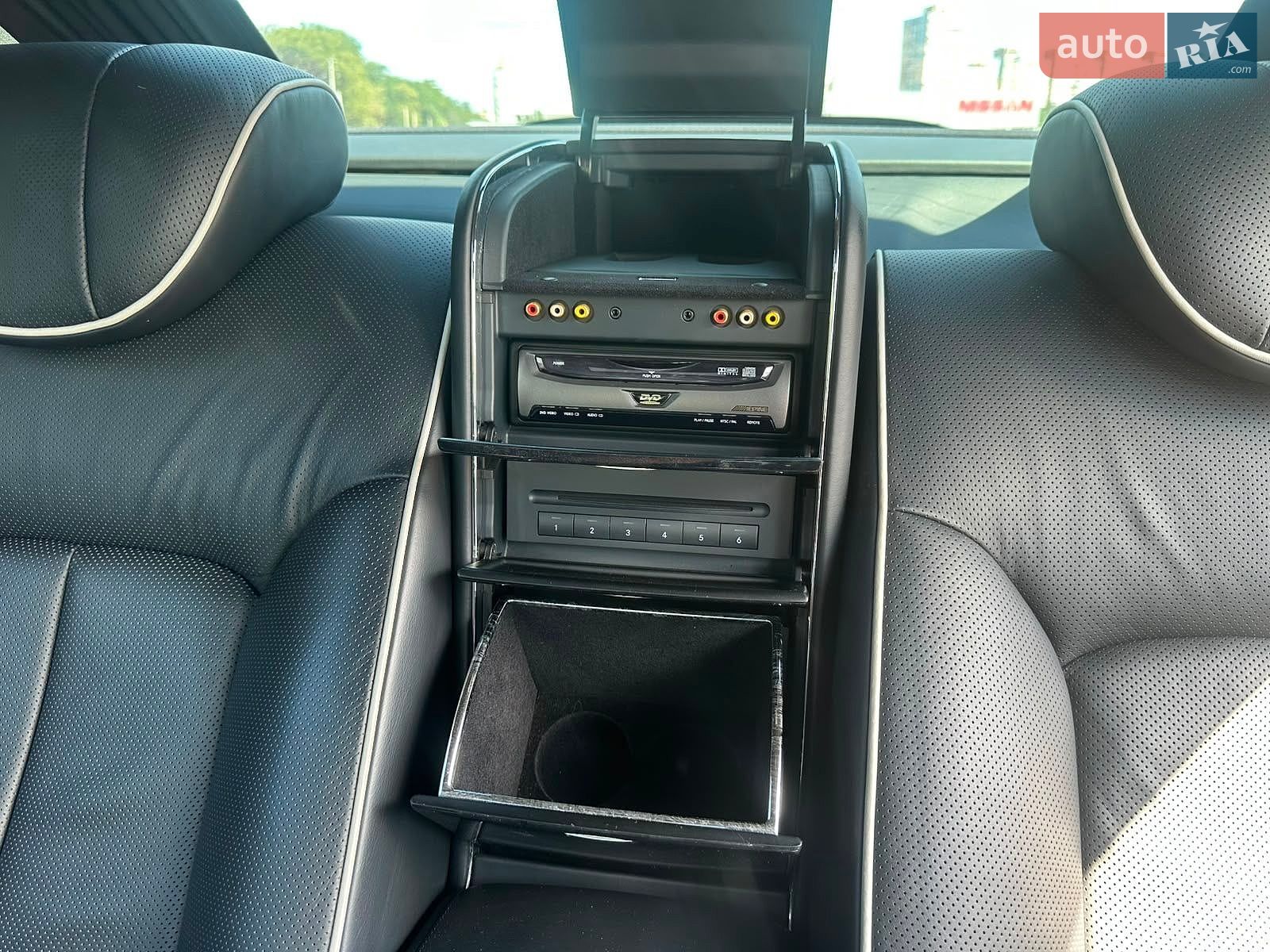 Maybach 57 2007 VIN WDB2400791A002069 фото оголошення 11 з 15