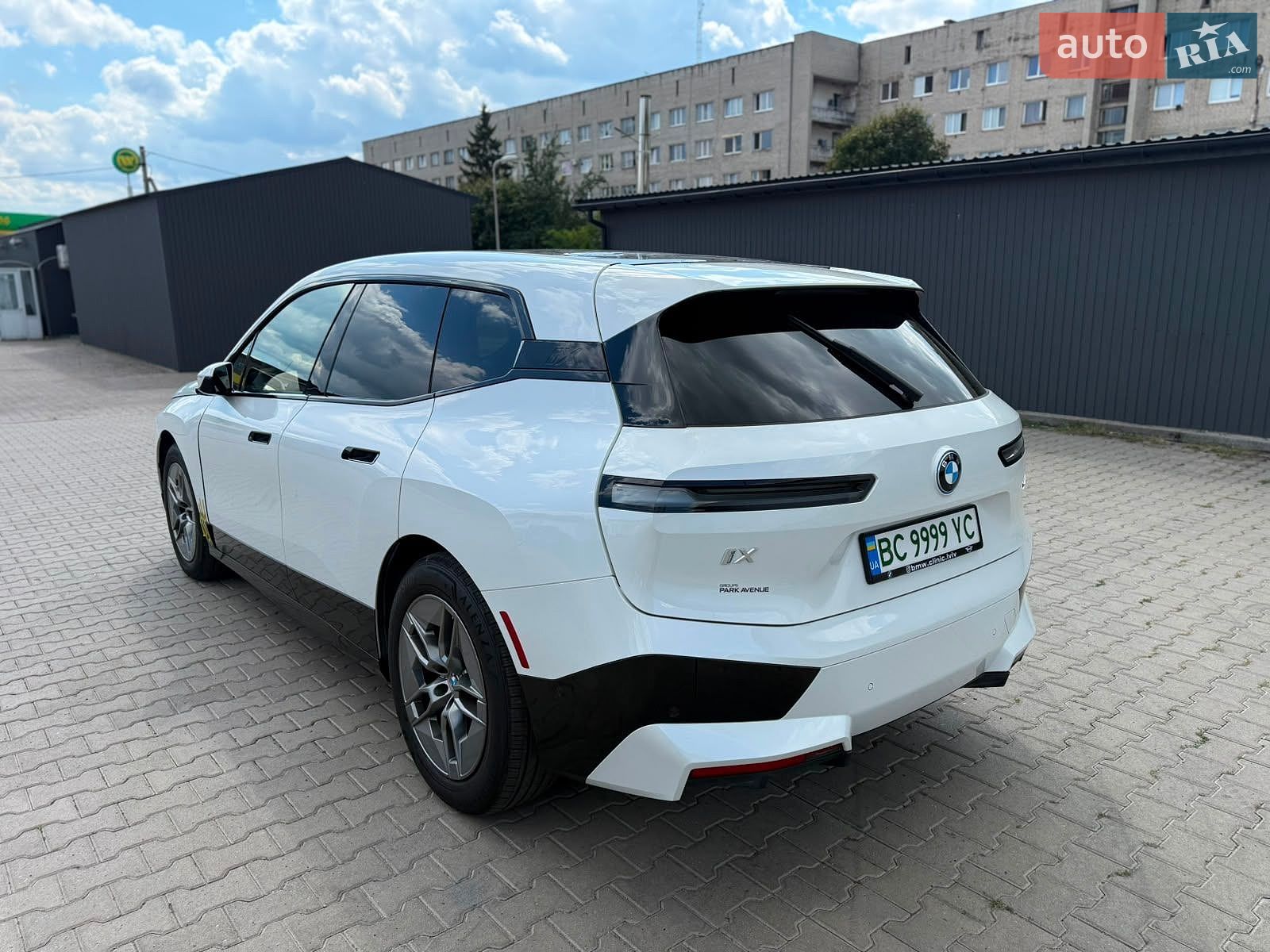 BMW iX 2023 VIN WB523CF08RCP31761 фото оголошення 6 з 26