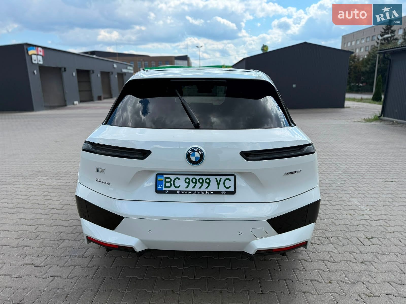 BMW iX 2023 VIN WB523CF08RCP31761 фото оголошення 7 з 26