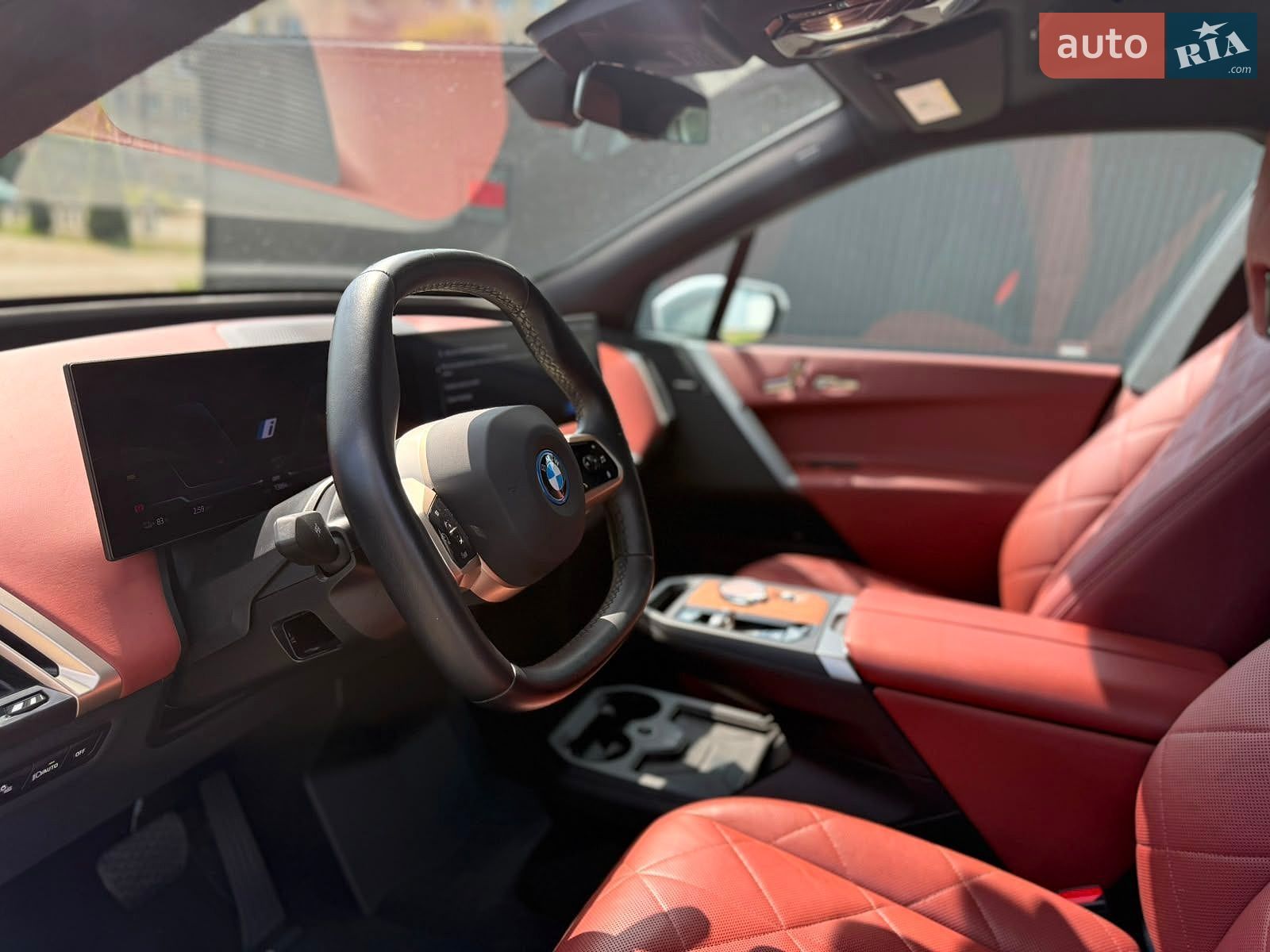 BMW iX 2023 VIN WB523CF08RCP31761 фото оголошення 9 з 26