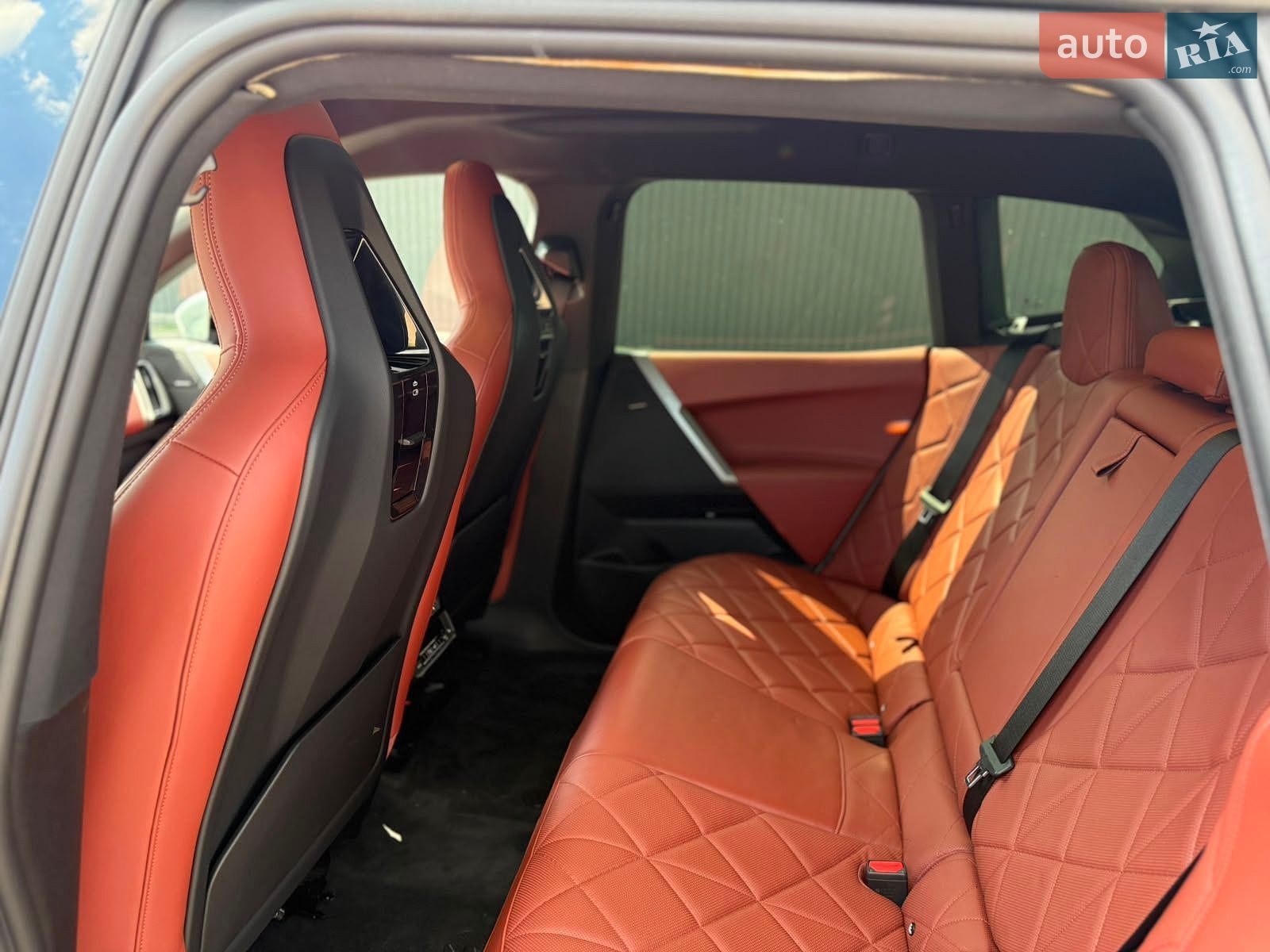 BMW iX 2023 VIN WB523CF08RCP31761 фото оголошення 18 з 26