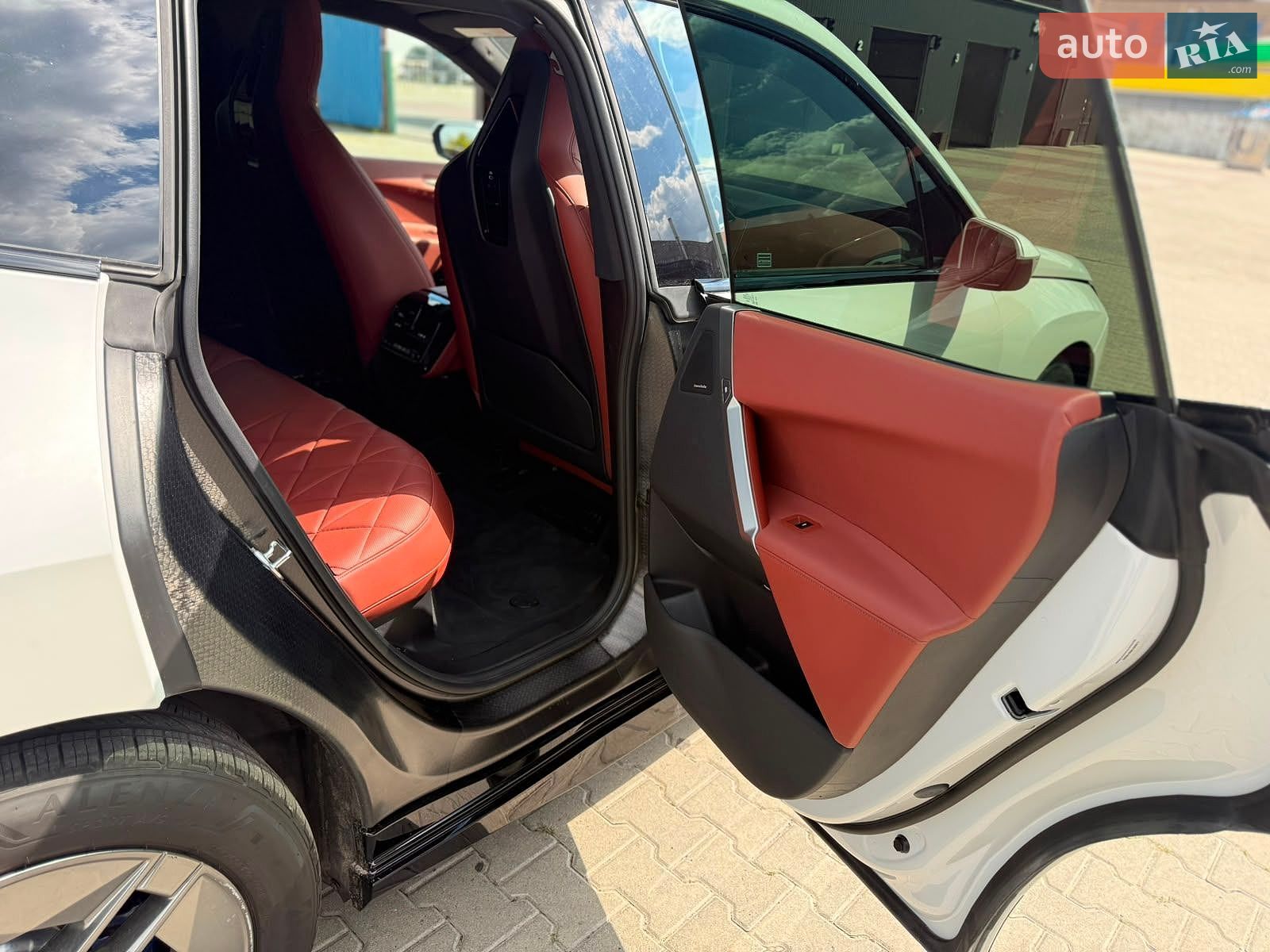 BMW iX 2023 VIN WB523CF08RCP31761 фото оголошення 26 з 26