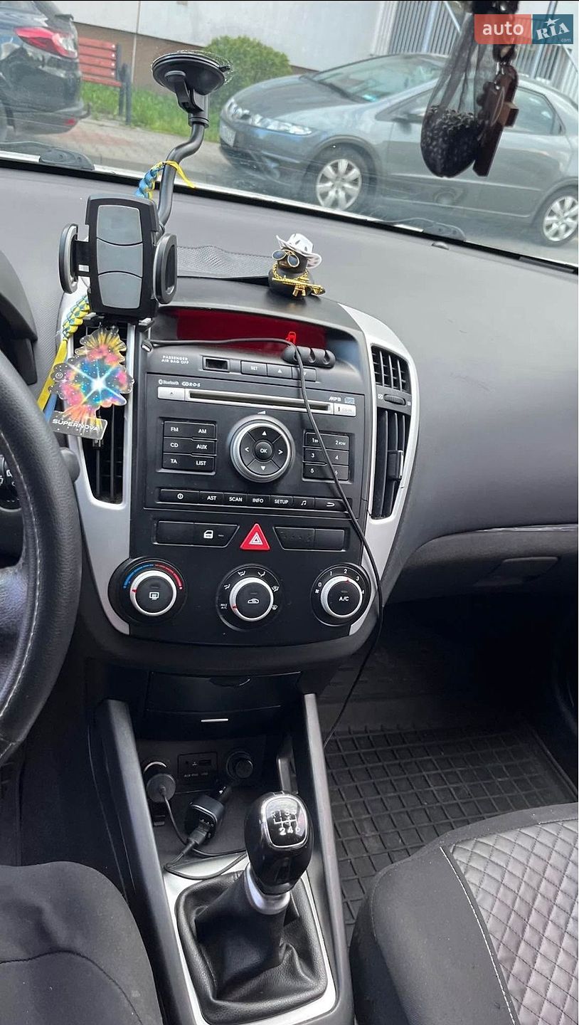 Kia Ceed 2009 VIN U5YHB516AAL202492 фото оголошення 8 з 12