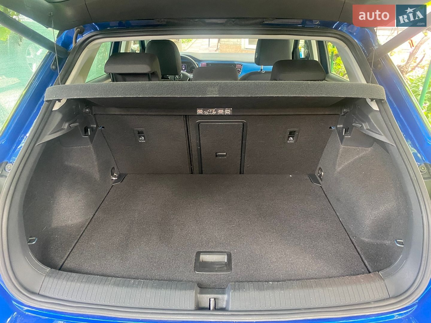 Volkswagen T-Roc 2021 VIN WVGZZZA1ZMV118727 фото оголошення 22 з 23