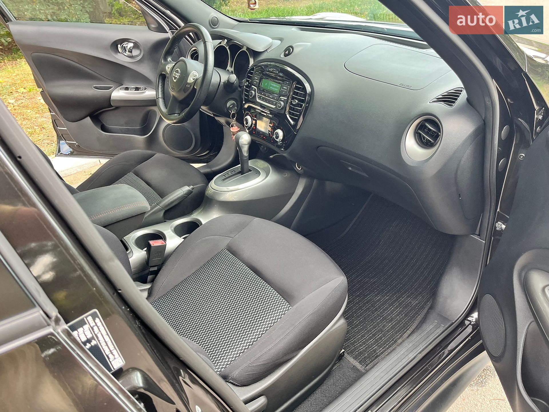 Nissan Juke 2018 VIN SJNFBAF15U7438233 фото оголошення 13 з 21