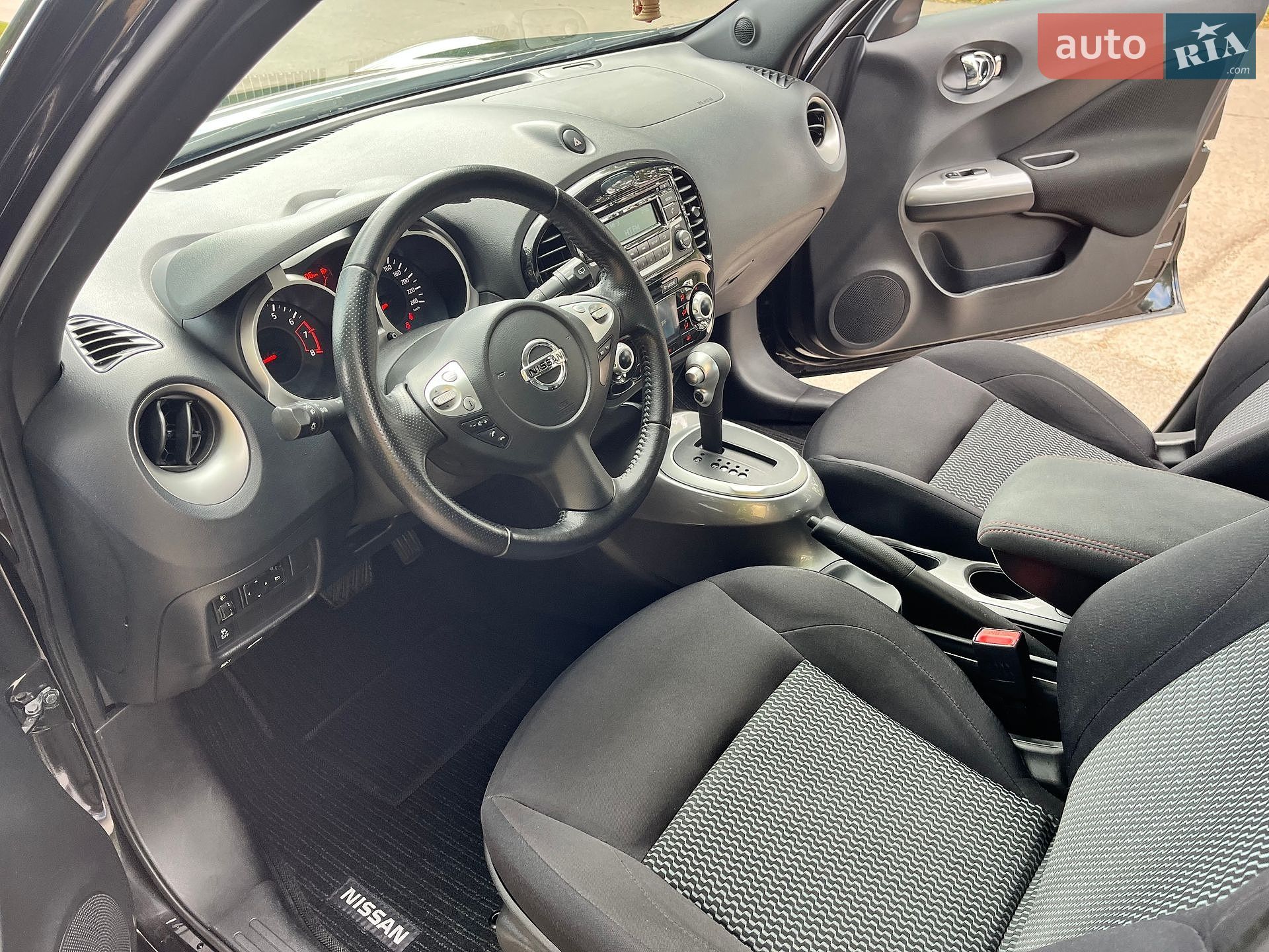 Nissan Juke 2018 VIN SJNFBAF15U7438233 фото оголошення 14 з 21