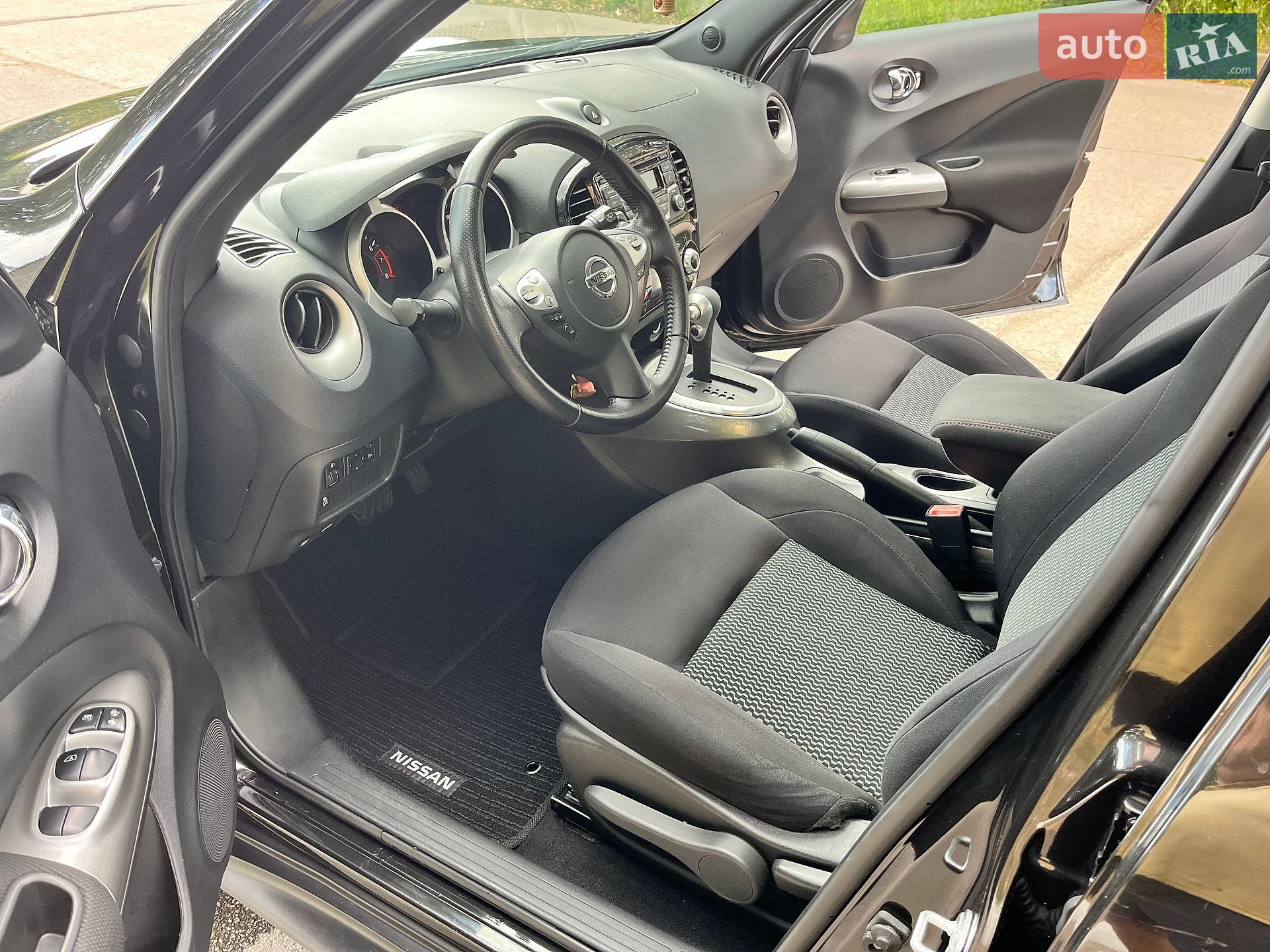 Nissan Juke 2018 VIN SJNFBAF15U7438233 фото оголошення 18 з 21