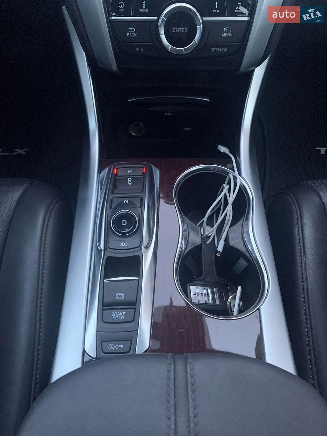 Acura TLX 2015 VIN 19UUB3F5XFA006067 фото оголошення 10 з 15