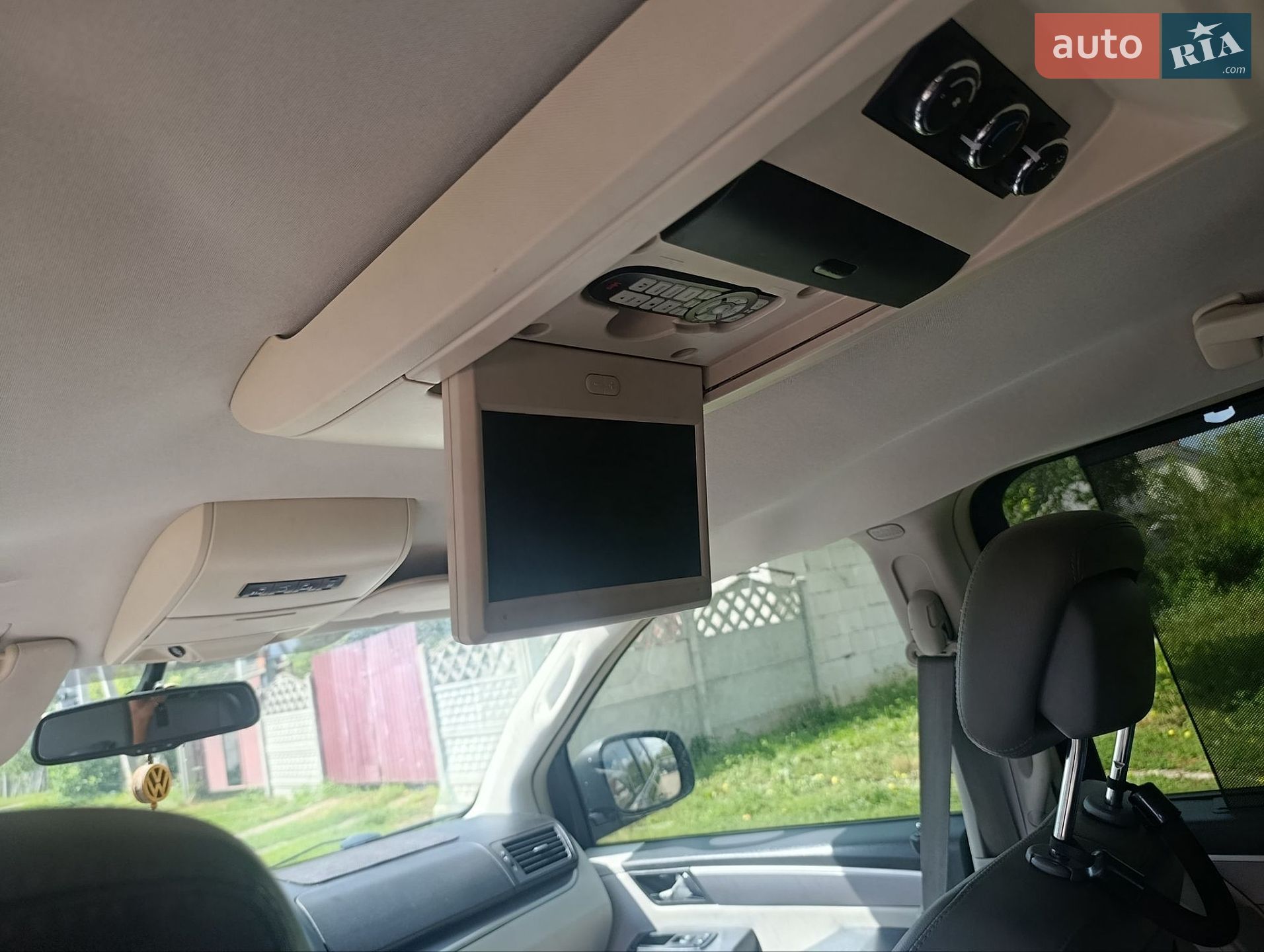 Volkswagen Routan 2013 VIN 2C4RVABG7ER134381 фото оголошення 19 з 45