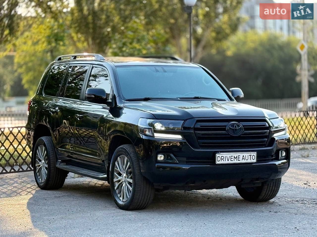 Toyota Land Cruiser 2019 VIN JTMCX05J504193765 фото оголошення 3 з 35
