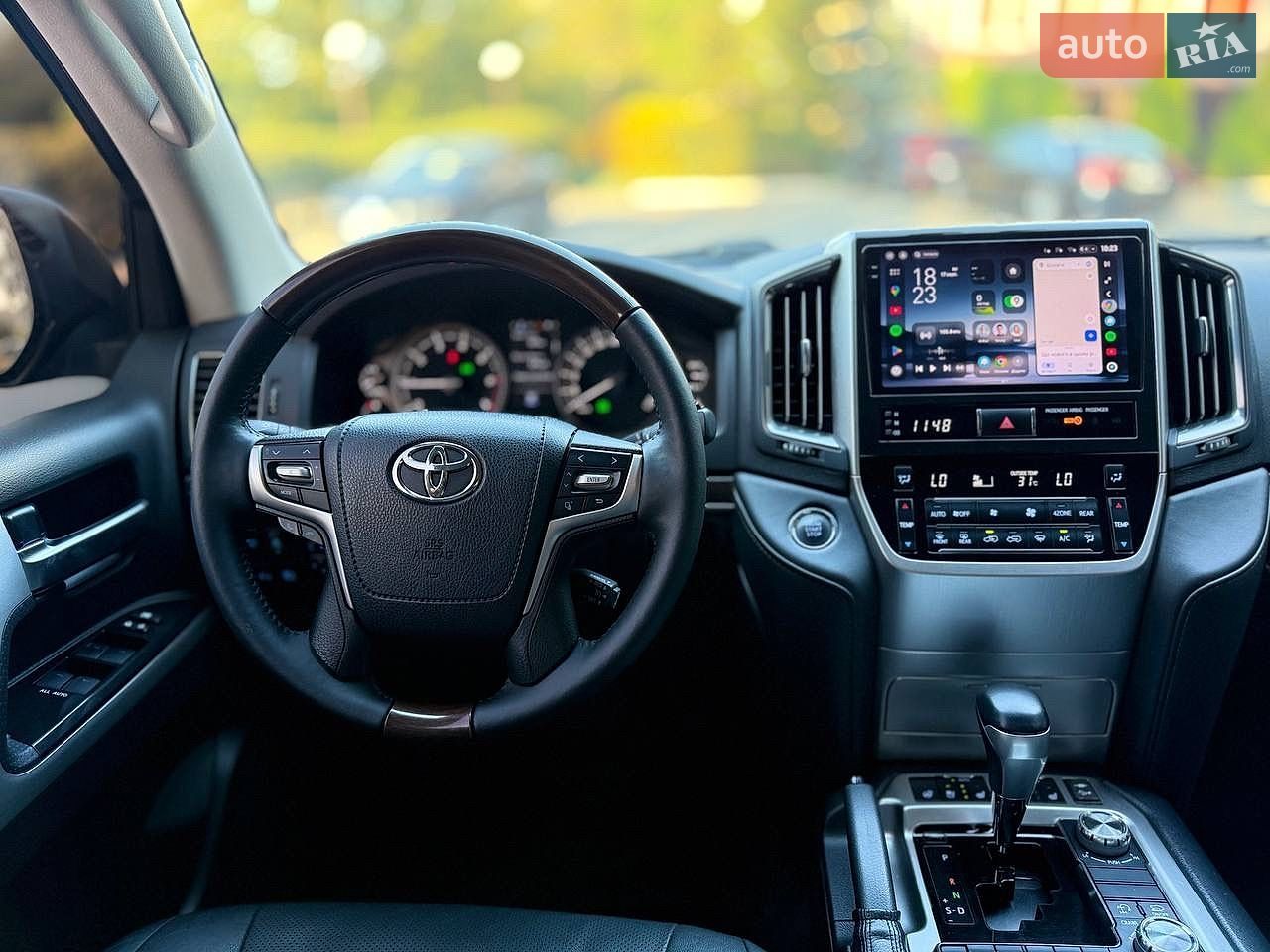 Toyota Land Cruiser 2019 VIN JTMCX05J504193765 фото оголошення 14 з 35