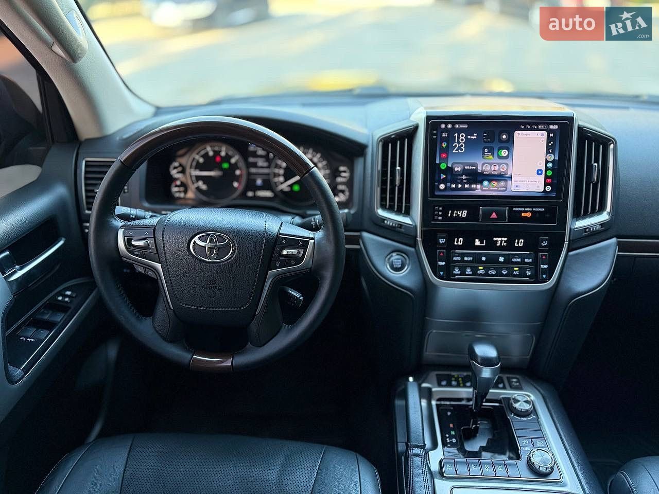 Toyota Land Cruiser 2019 VIN JTMCX05J504193765 фото оголошення 15 з 35