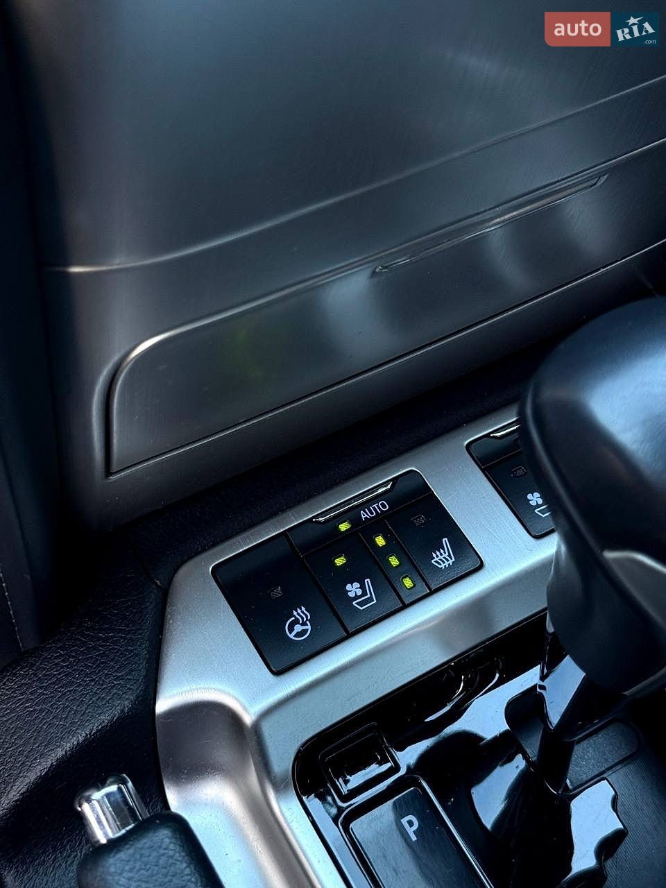 Toyota Land Cruiser 2019 VIN JTMCX05J504193765 фото оголошення 22 з 35