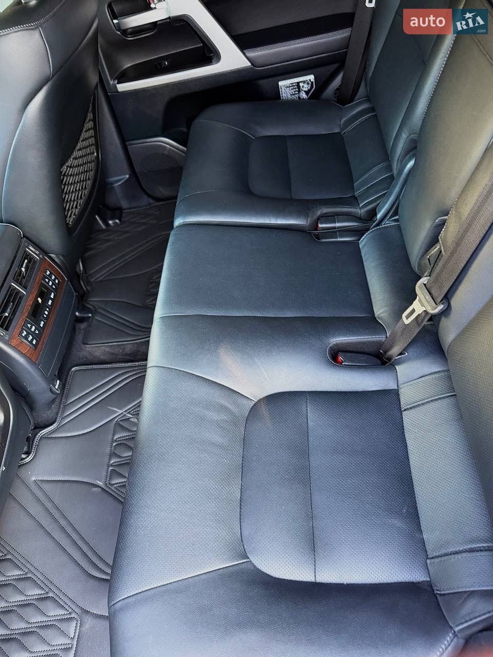 Toyota Land Cruiser 2019 VIN JTMCX05J504193765 фото оголошення 33 з 35