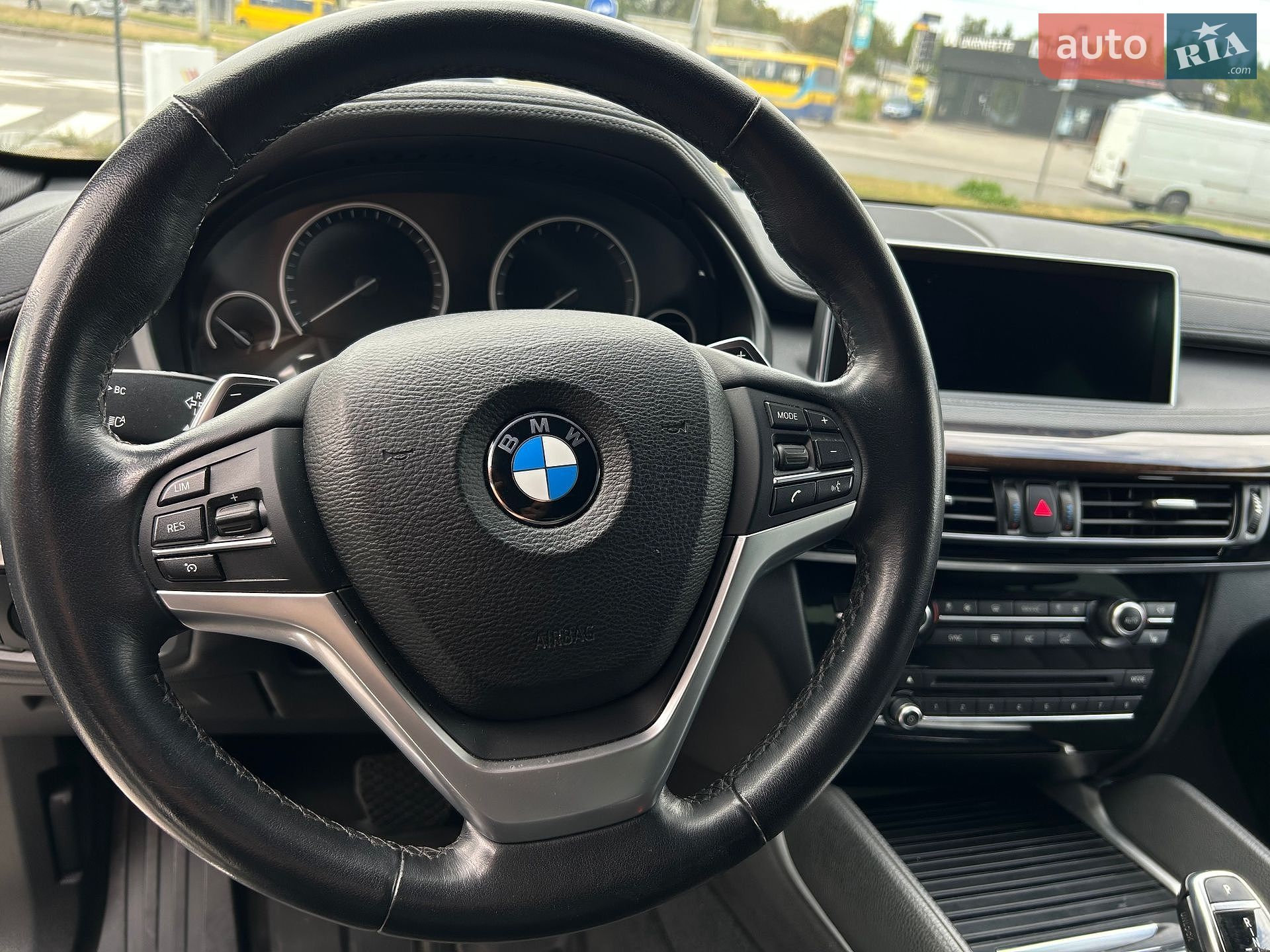 BMW X6 2015 VIN WBAKU210400R58076 фото оголошення 21 з 45