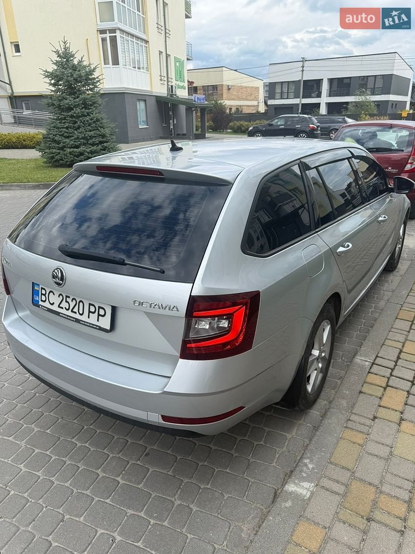 Skoda Octavia 2017 VIN TMBJD2NE7JB008594 фото оголошення 4 з 14