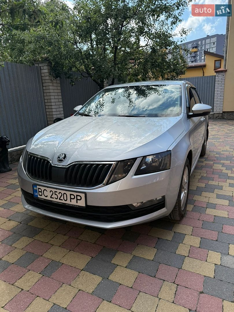 Skoda Octavia 2017 VIN TMBJD2NE7JB008594 фото оголошення 2 з 14