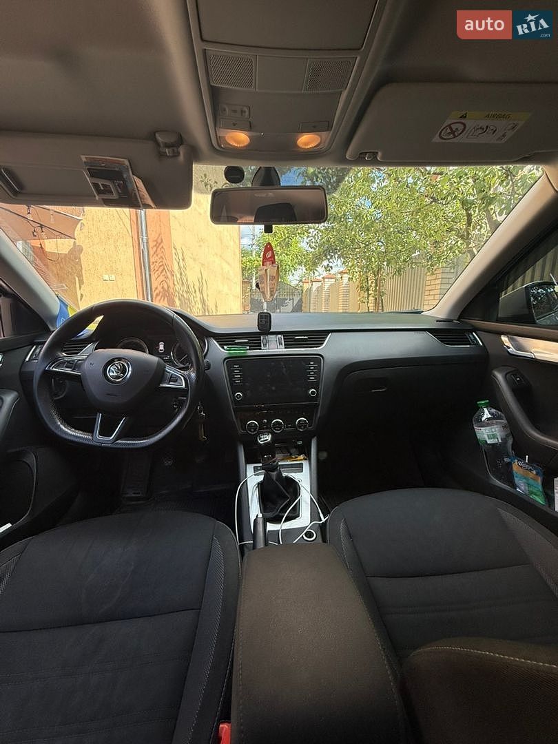 Skoda Octavia 2017 VIN TMBJD2NE7JB008594 фото оголошення 11 з 14