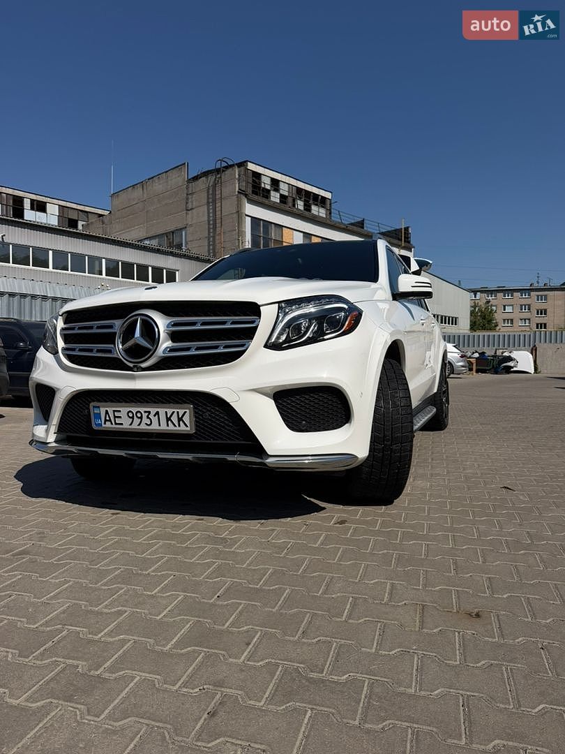Mercedes-Benz GLS-Class 2017 VIN 4JGDF6EE3HA961149 фото оголошення 17 з 39