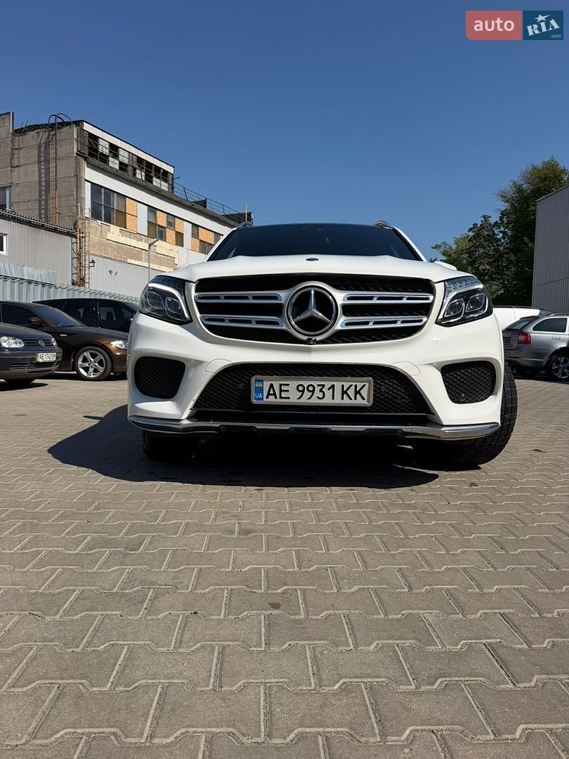 Mercedes-Benz GLS-Class 2017 VIN 4JGDF6EE3HA961149 фото оголошення 16 з 39
