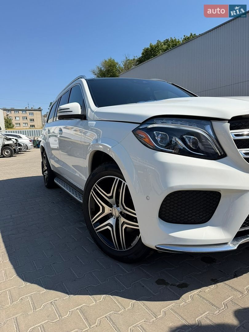 Mercedes-Benz GLS-Class 2017 VIN 4JGDF6EE3HA961149 фото оголошення 5 з 39