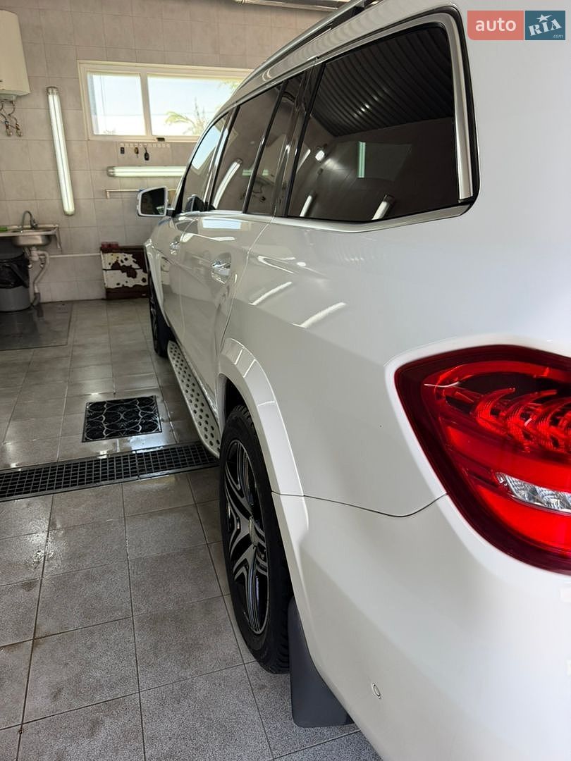 Mercedes-Benz GLS-Class 2017 VIN 4JGDF6EE3HA961149 фото оголошення 31 з 39