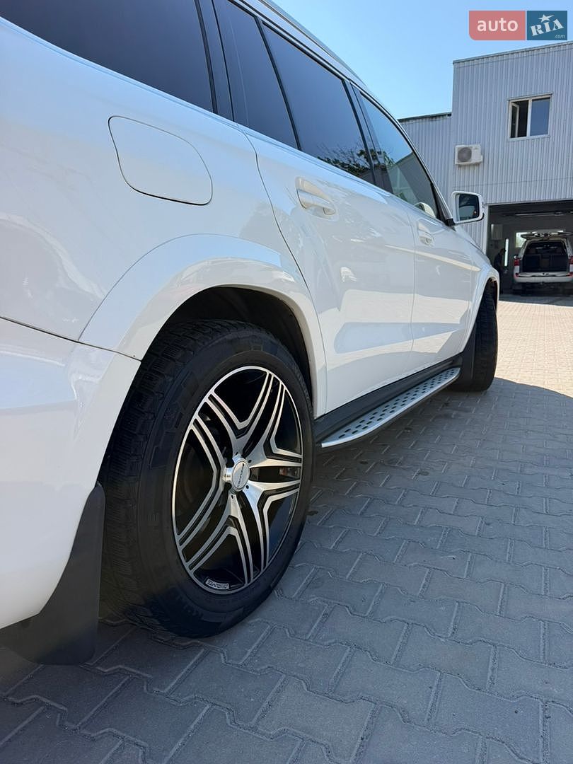 Mercedes-Benz GLS-Class 2017 VIN 4JGDF6EE3HA961149 фото оголошення 6 з 39