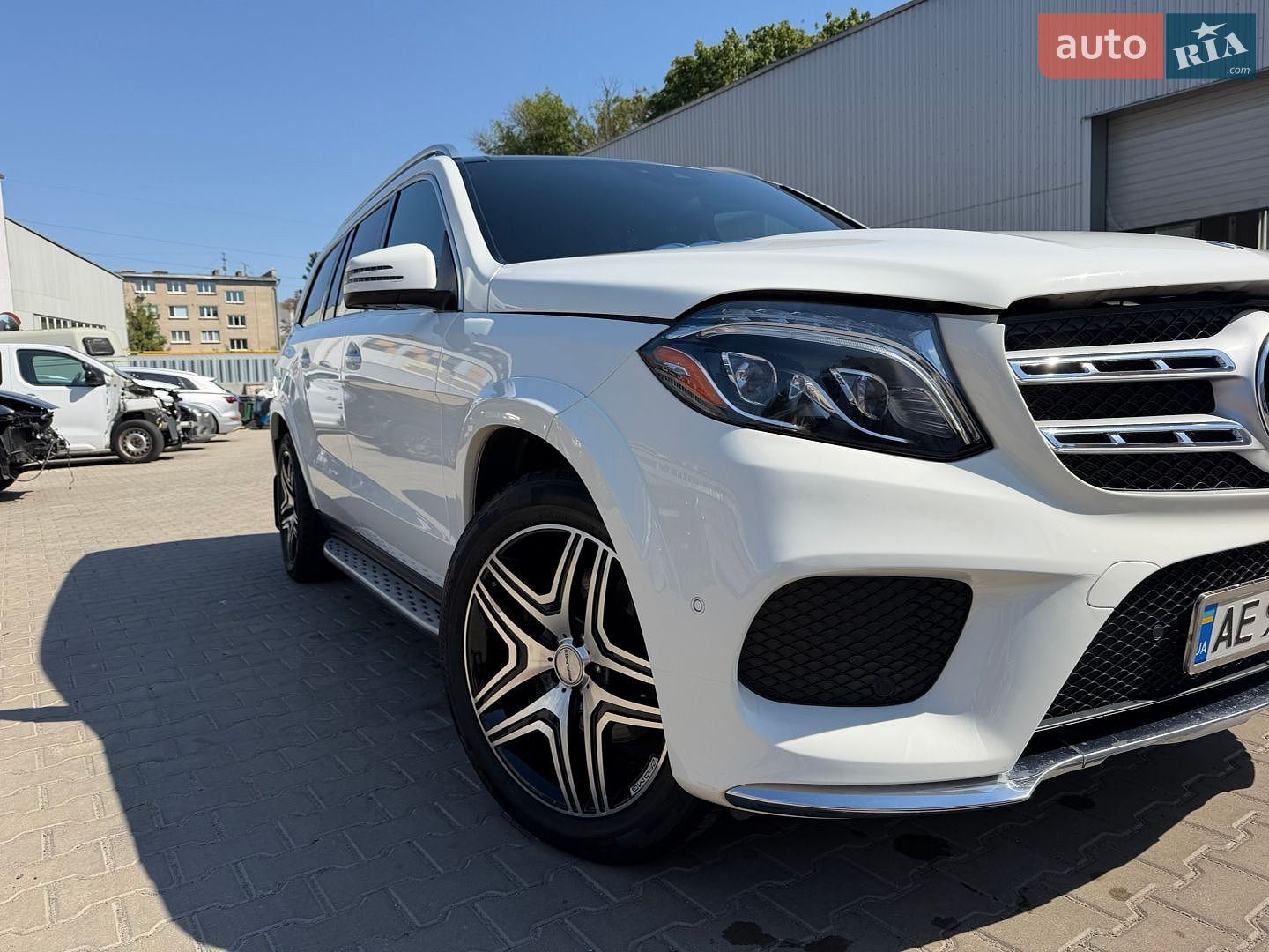 Mercedes-Benz GLS-Class 2017 VIN 4JGDF6EE3HA961149 фото оголошення 3 з 39