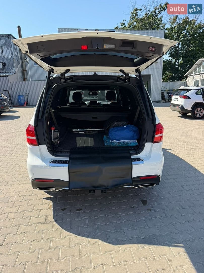 Mercedes-Benz GLS-Class 2017 VIN 4JGDF6EE3HA961149 фото оголошення 14 з 39