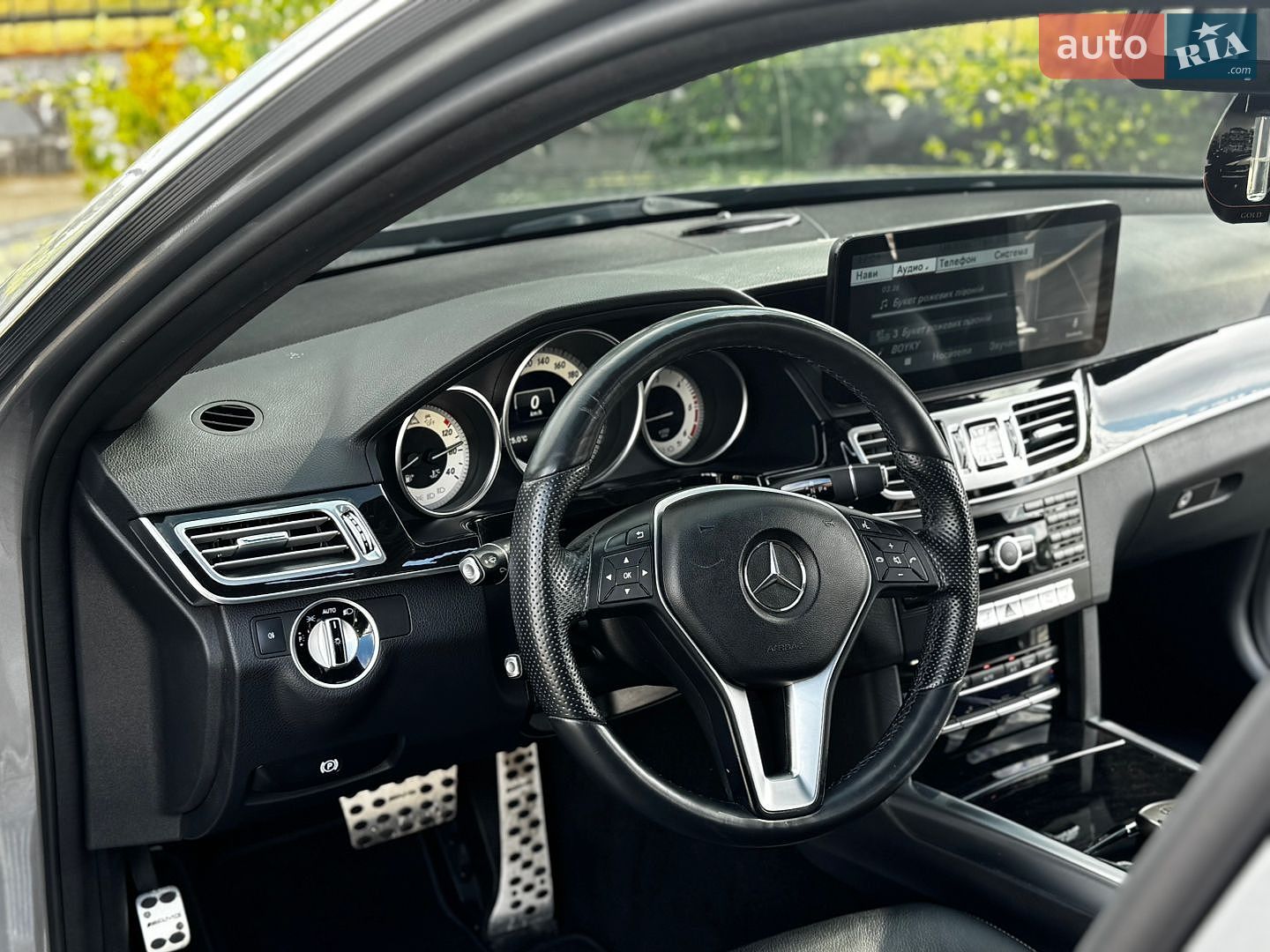 Mercedes-Benz E-Class 2013 VIN WDDHF0CB7EA940270 фото оголошення 18 з 32
