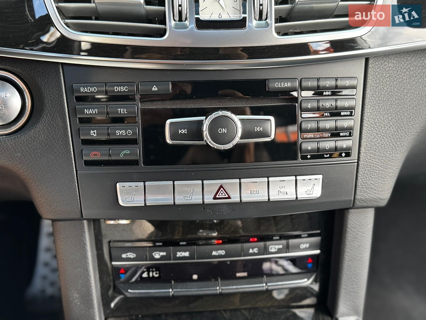 Mercedes-Benz E-Class 2013 VIN WDDHF0CB7EA940270 фото оголошення 20 з 32