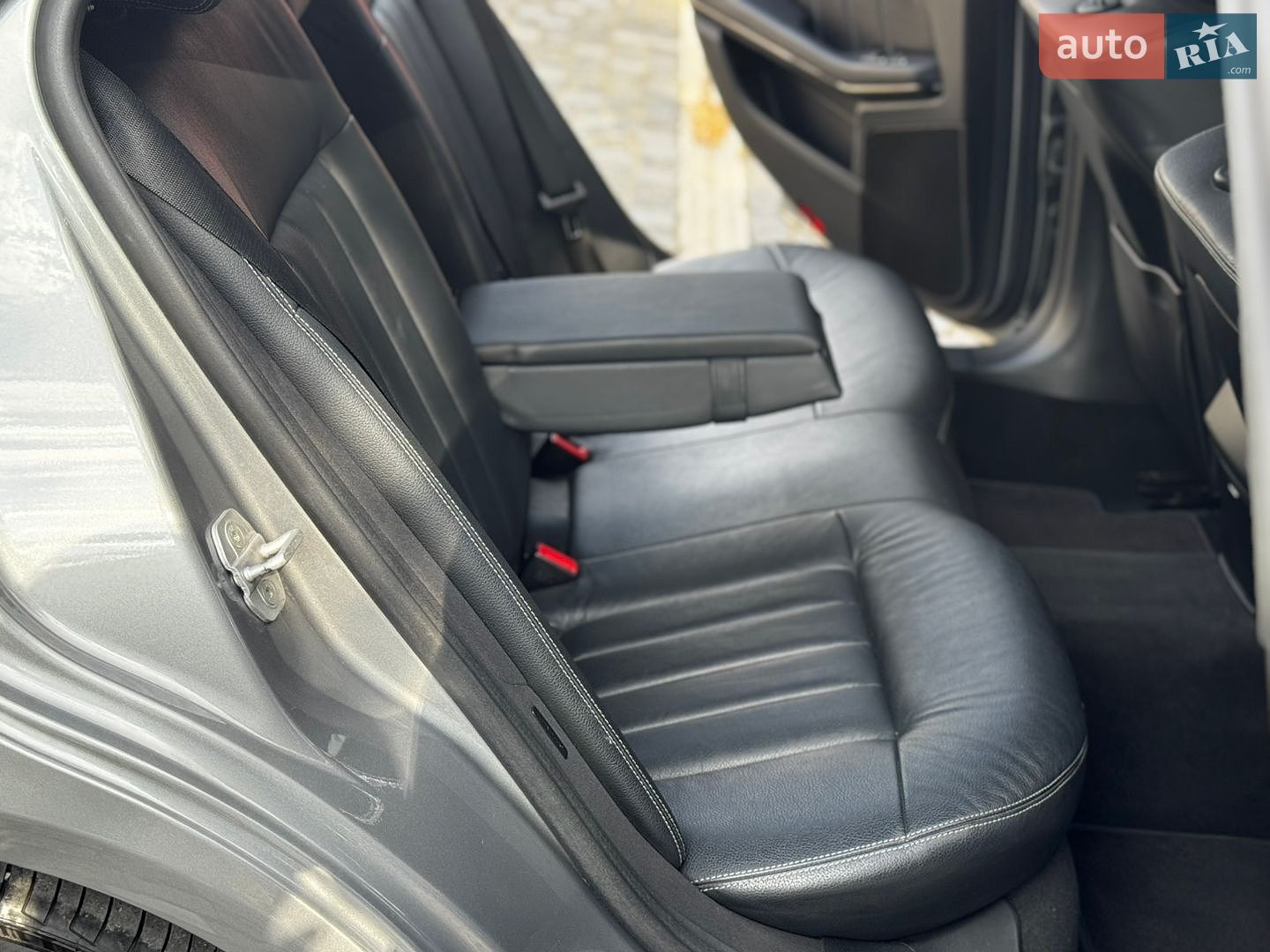 Mercedes-Benz E-Class 2013 VIN WDDHF0CB7EA940270 фото оголошення 27 з 32