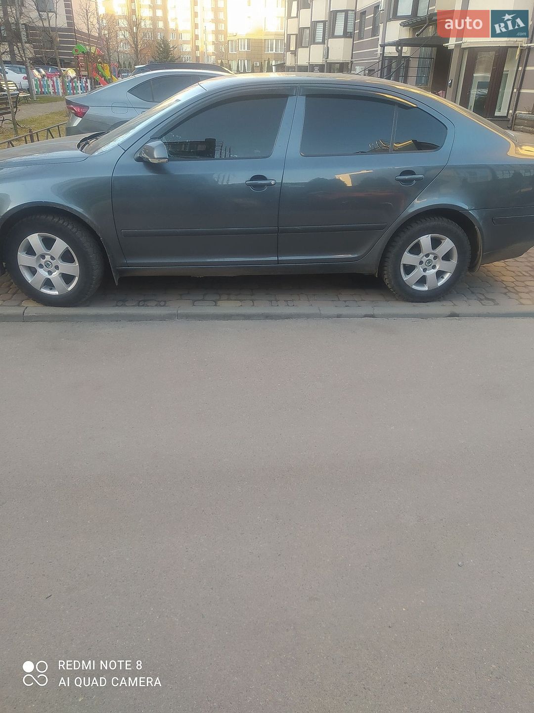 Skoda Octavia 2006 VIN TMBCA61Z072080943 фото оголошення 2 з 18