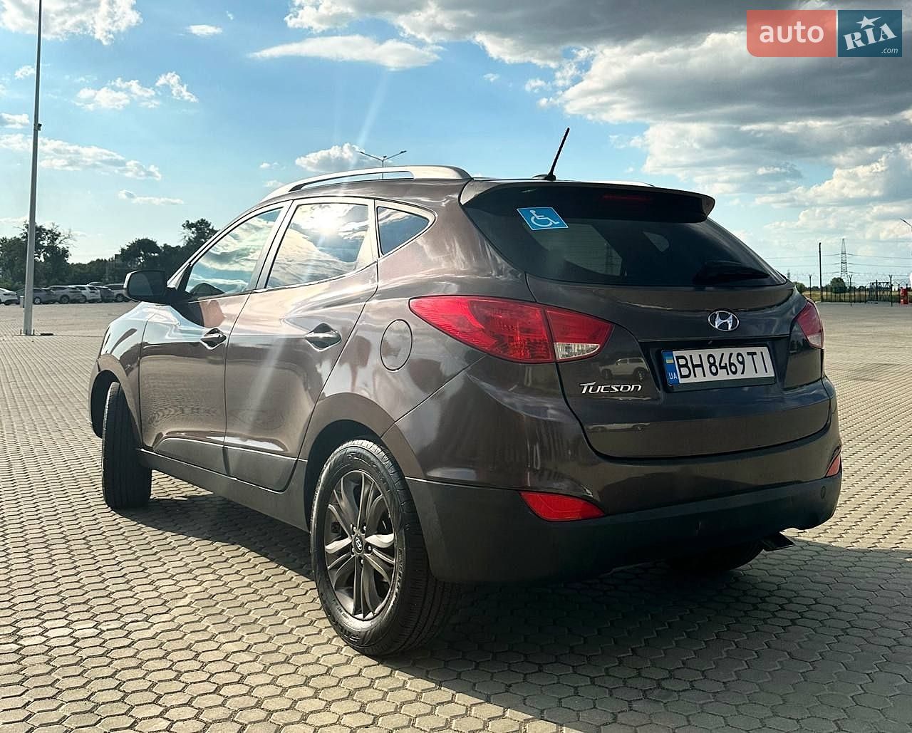 Hyundai Tucson 2014 VIN KM8JU3AG8EU882391 фото оголошення 4 з 12