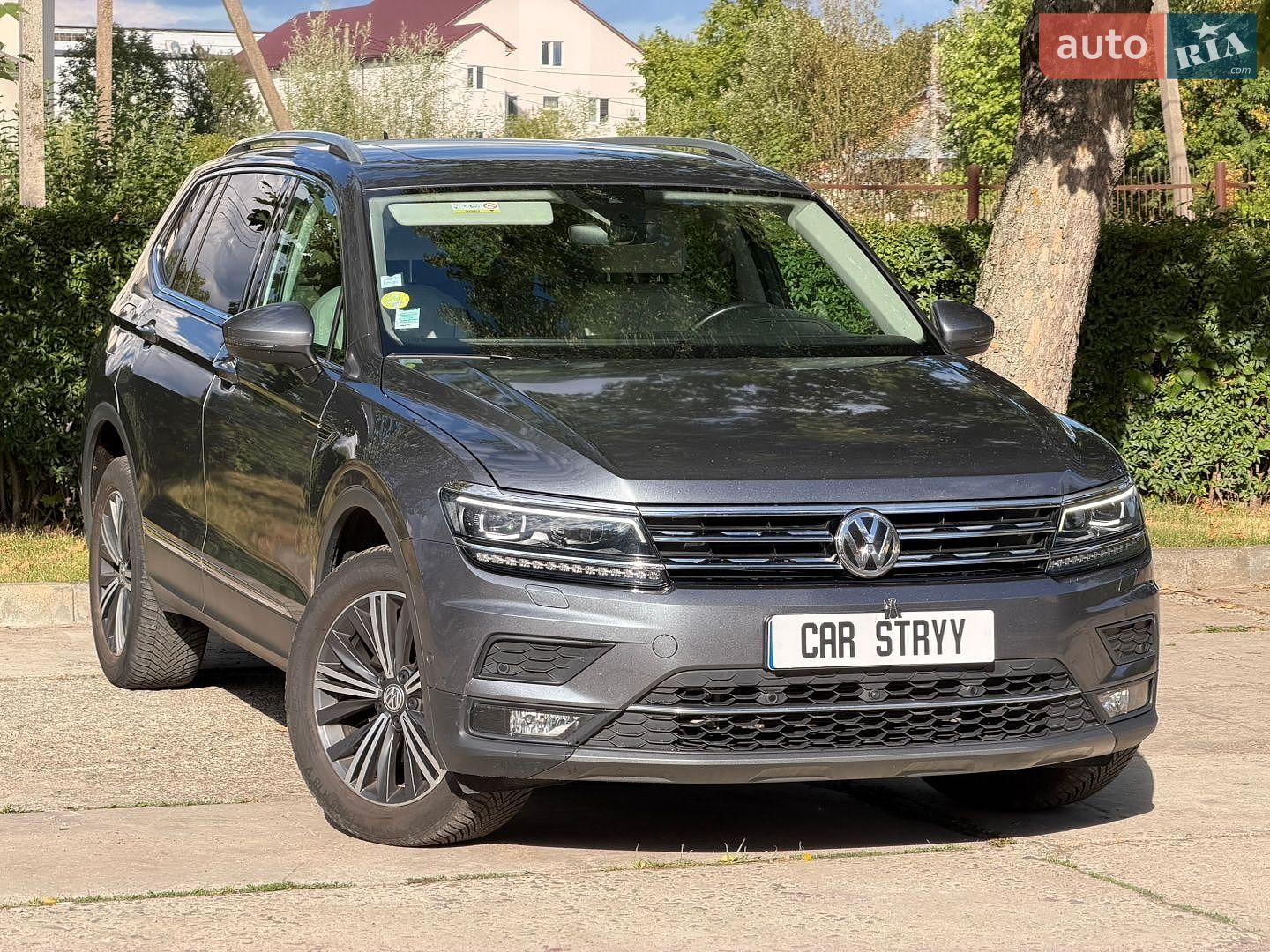 Volkswagen Tiguan 2019 VIN WVGZZZ5NZKM167162 фото оголошення 5 з 62