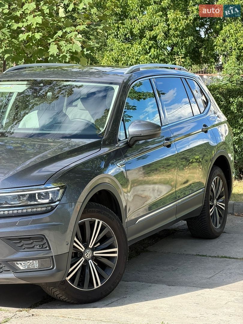 Volkswagen Tiguan 2019 VIN WVGZZZ5NZKM167162 фото оголошення 12 з 62