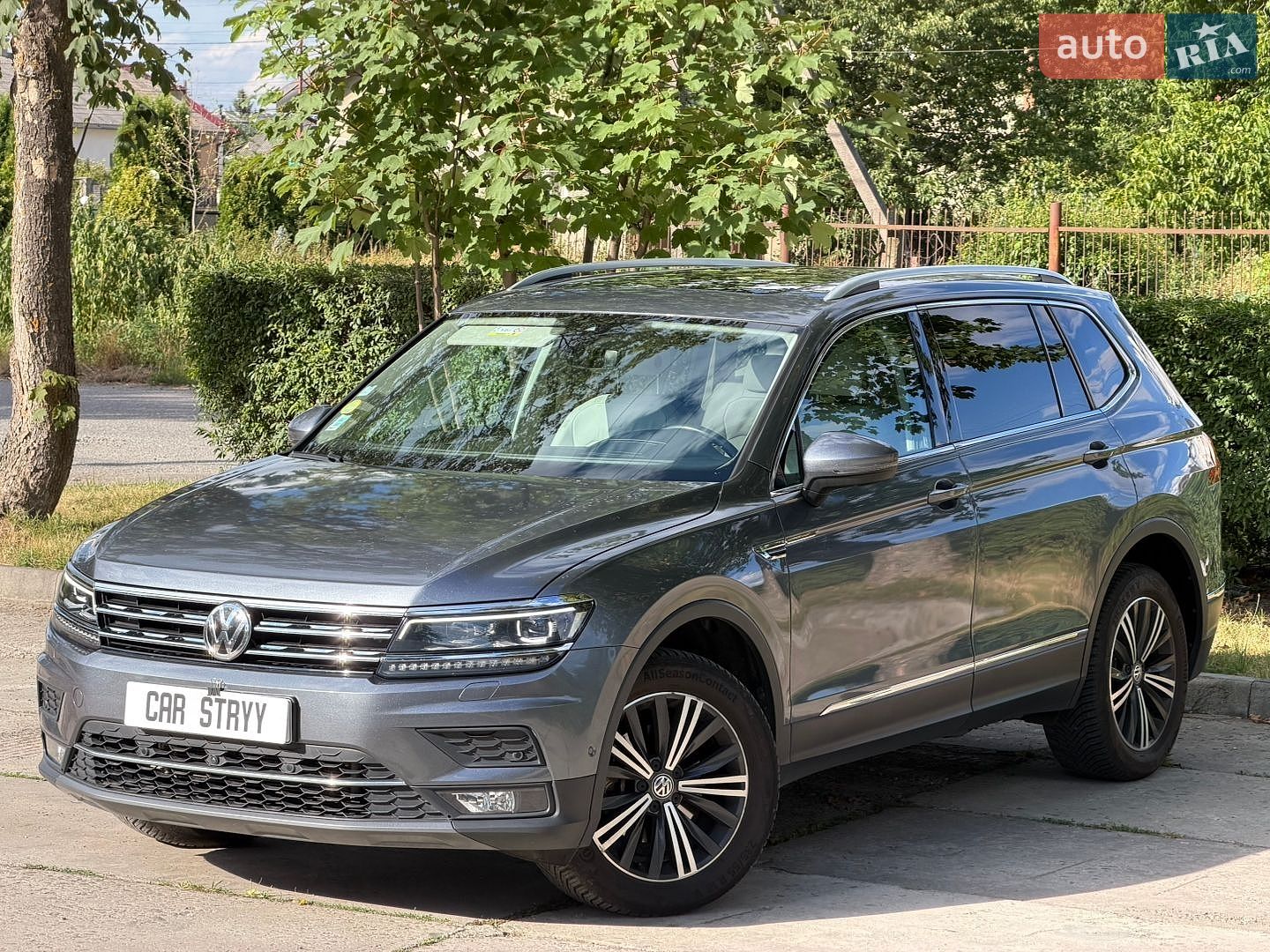 Volkswagen Tiguan 2019 VIN WVGZZZ5NZKM167162 фото оголошення 10 з 62