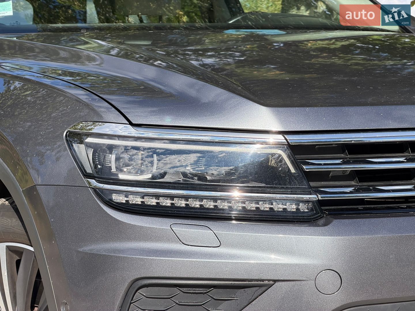 Volkswagen Tiguan 2019 VIN WVGZZZ5NZKM167162 фото оголошення 9 з 62