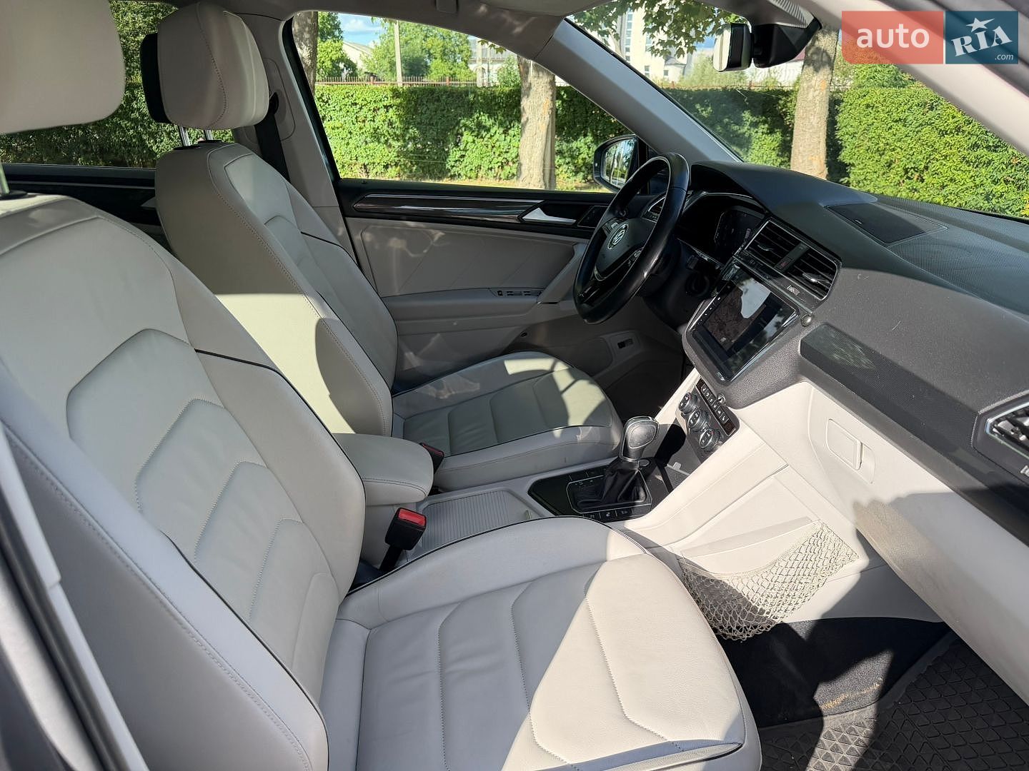 Volkswagen Tiguan 2019 VIN WVGZZZ5NZKM167162 фото оголошення 43 з 62