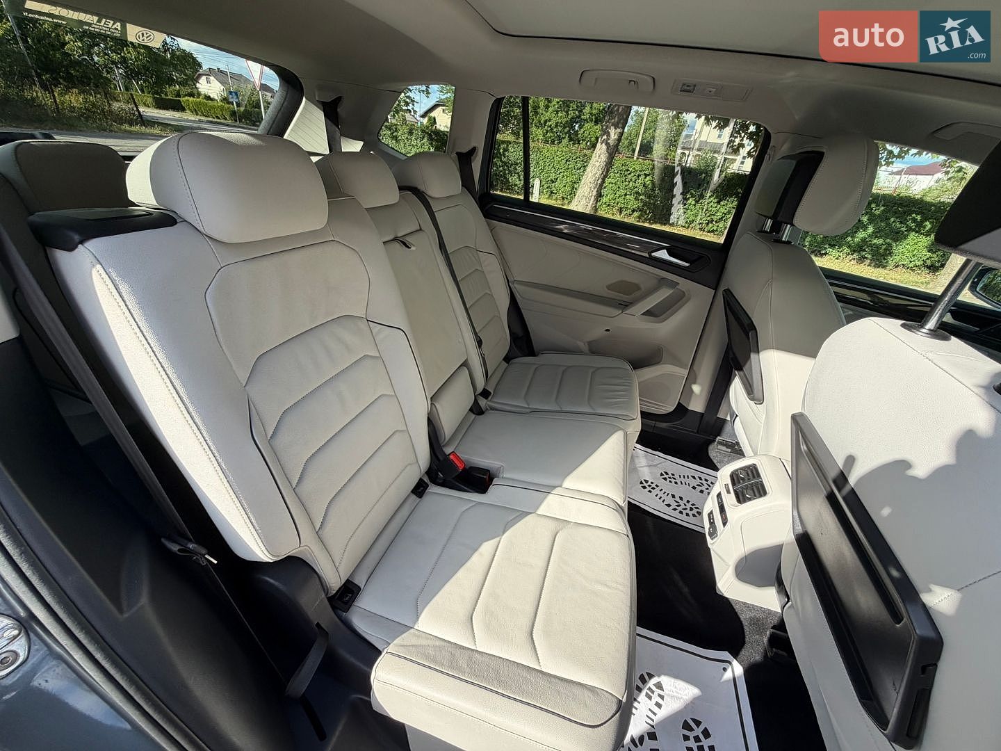 Volkswagen Tiguan 2019 VIN WVGZZZ5NZKM167162 фото оголошення 49 з 62
