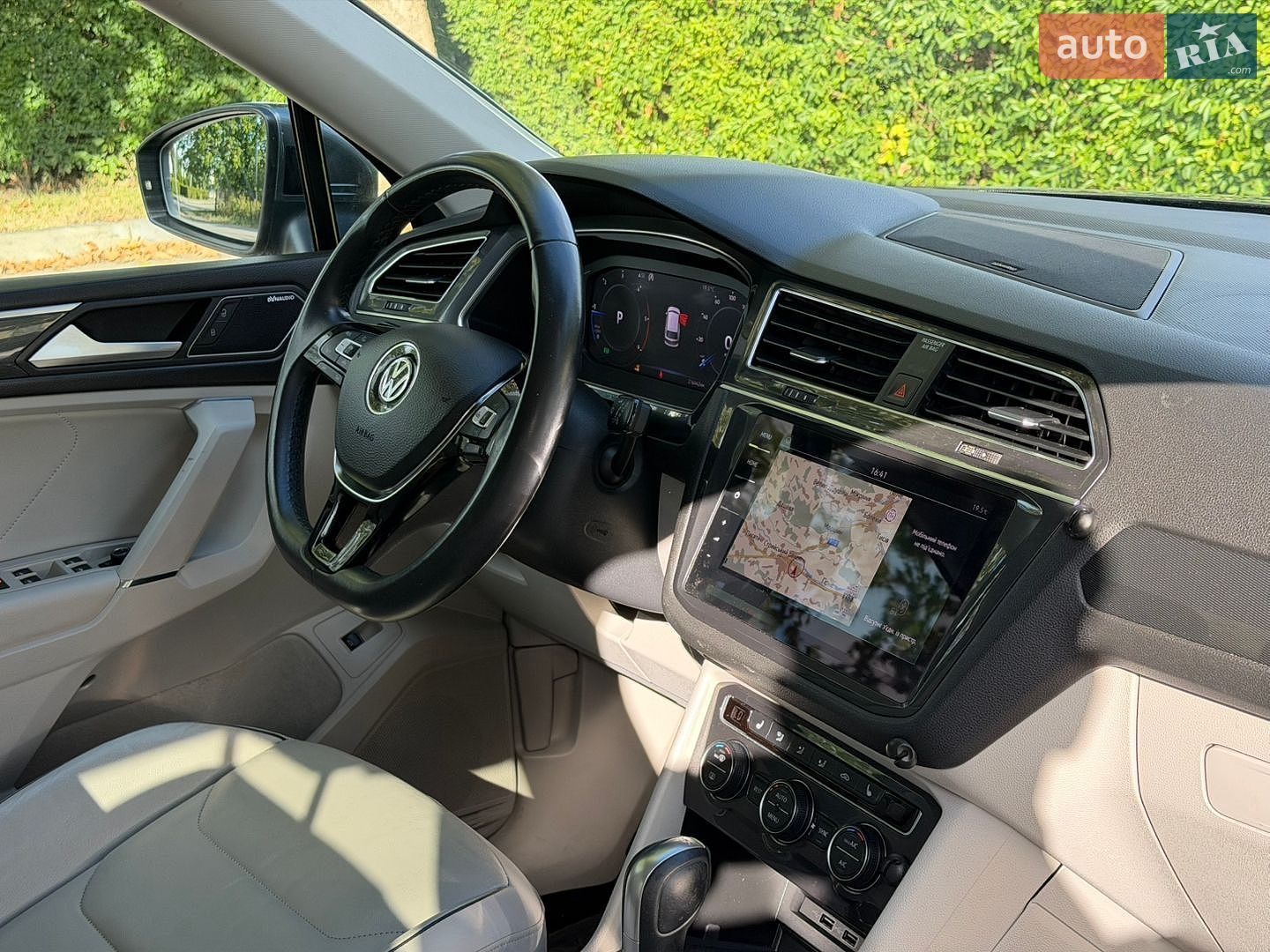 Volkswagen Tiguan 2019 VIN WVGZZZ5NZKM167162 фото оголошення 44 з 62