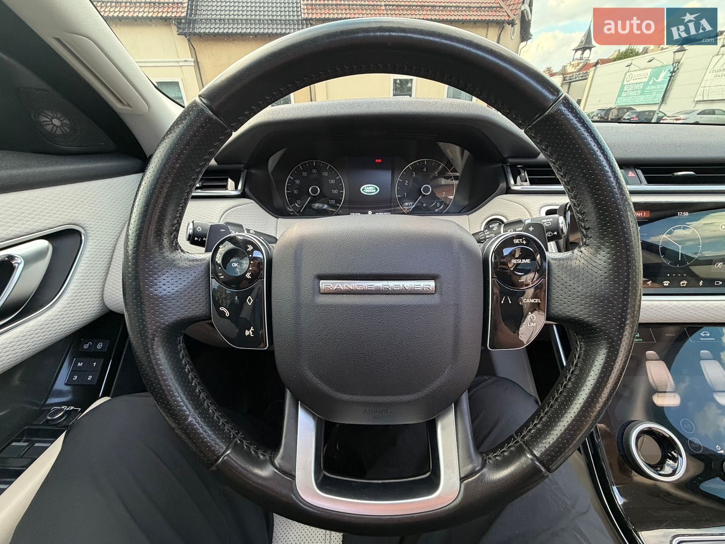 Land Rover Range Rover Velar 2018 VIN SALYB2RX5JA769994 фото оголошення 11 з 15