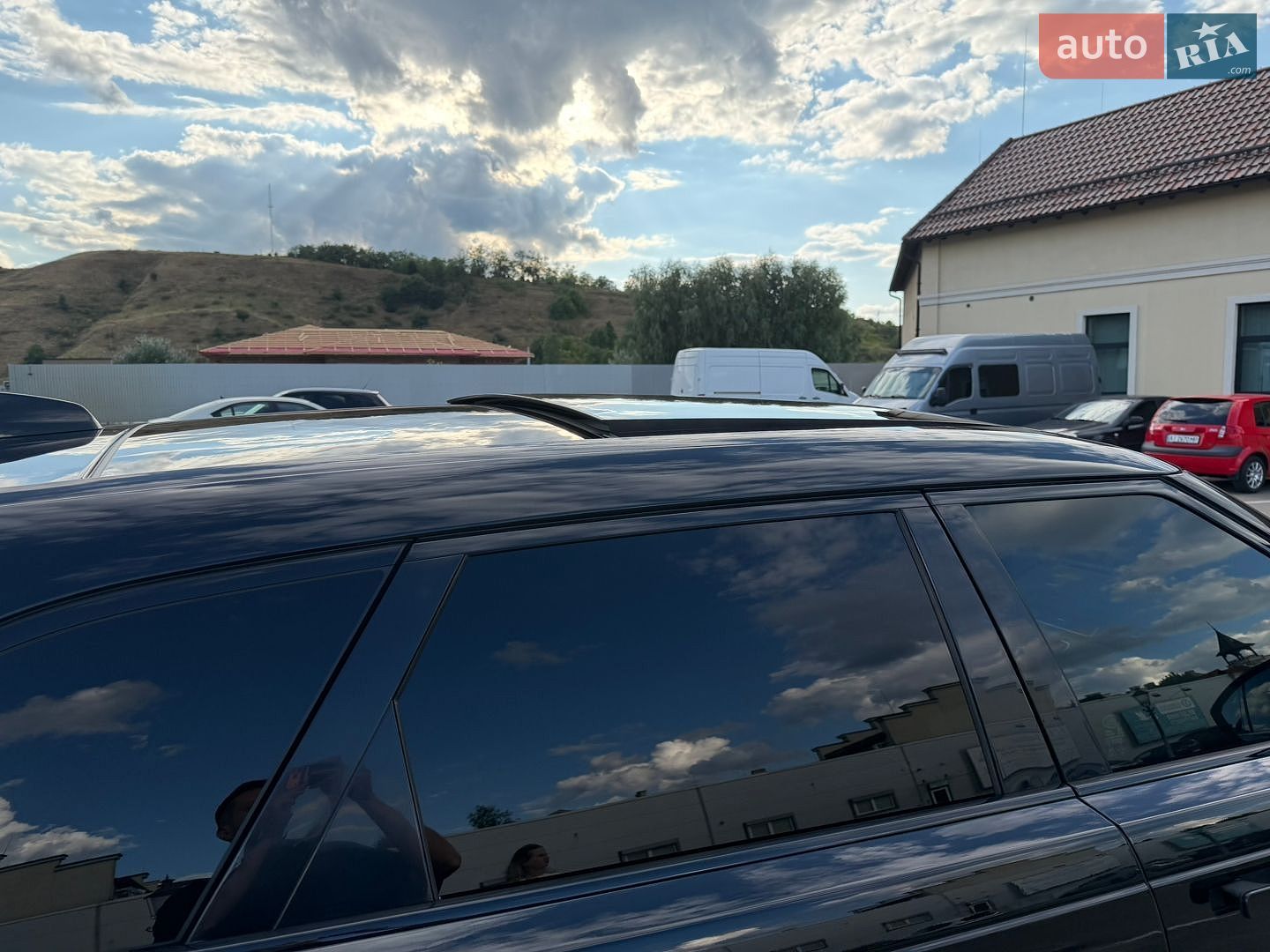 Land Rover Range Rover Velar 2018 VIN SALYB2RX5JA769994 фото оголошення 13 з 15